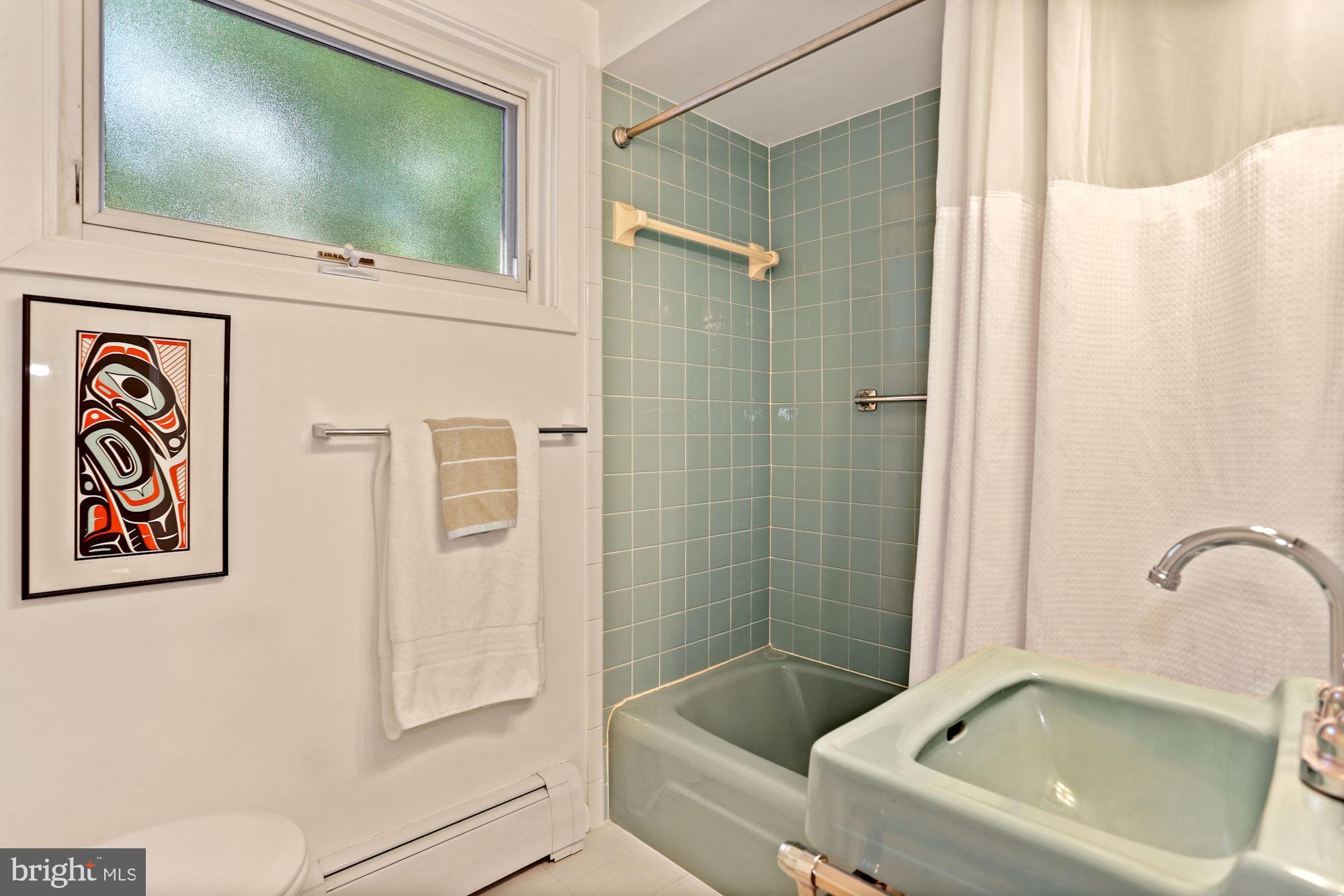 BARCROFT - Residential