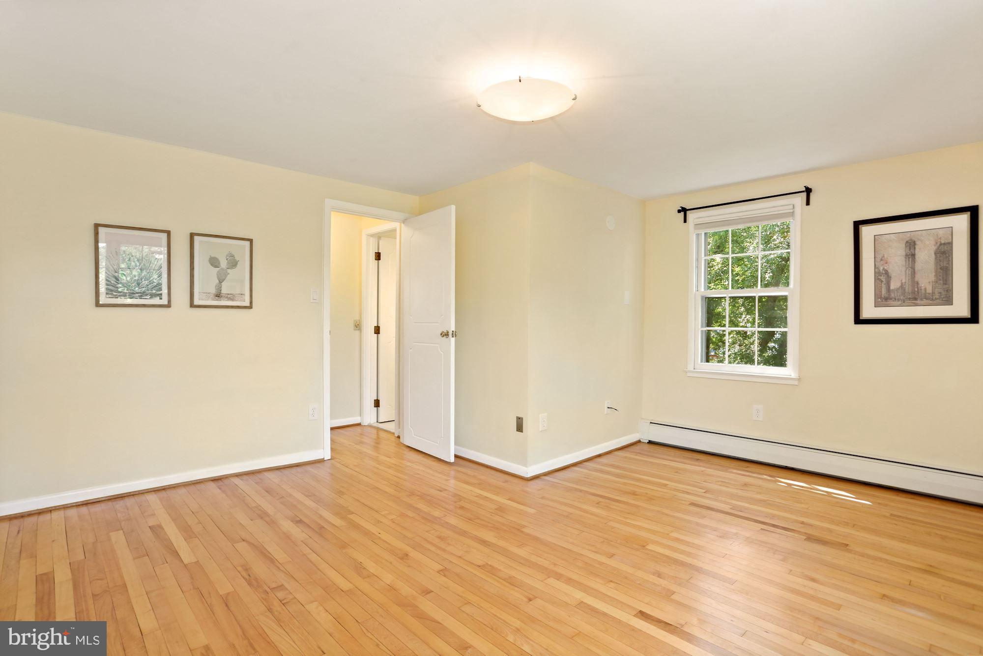 BARCROFT - Residential