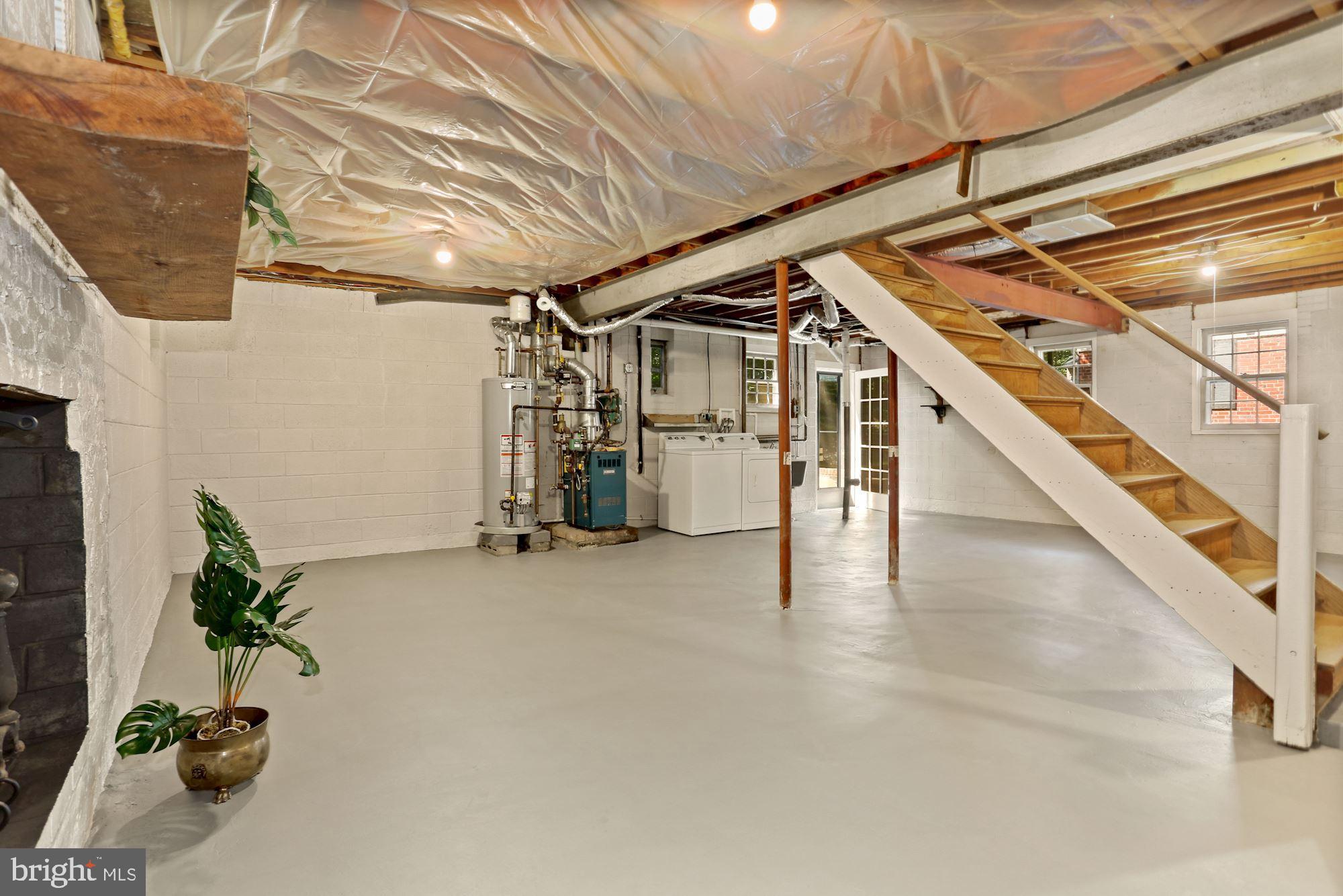 BARCROFT - Residential