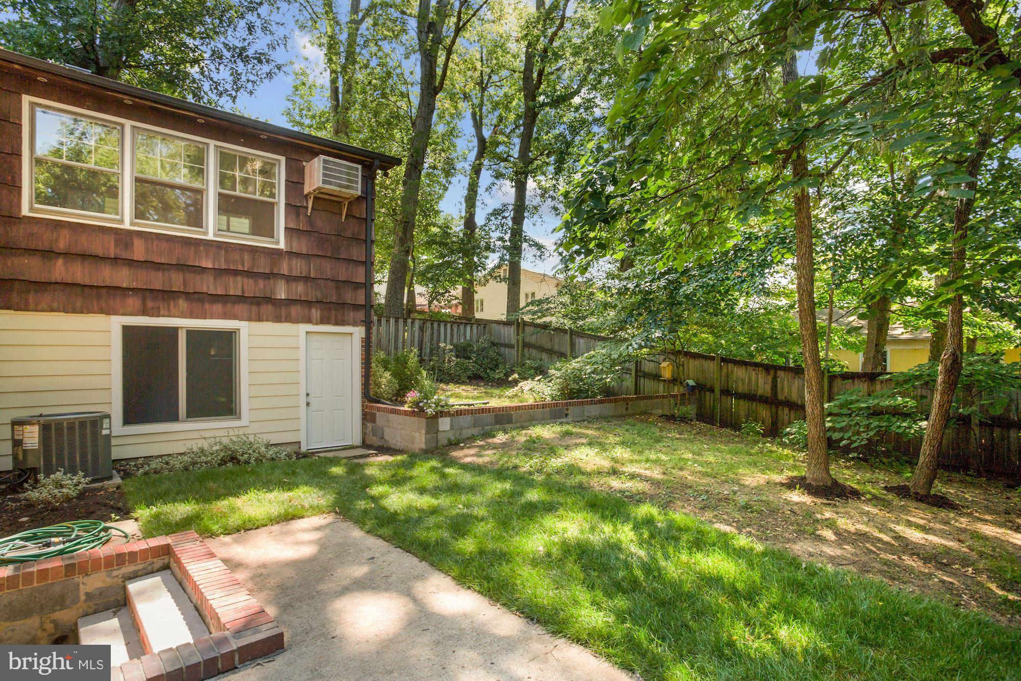 BARCROFT - Residential