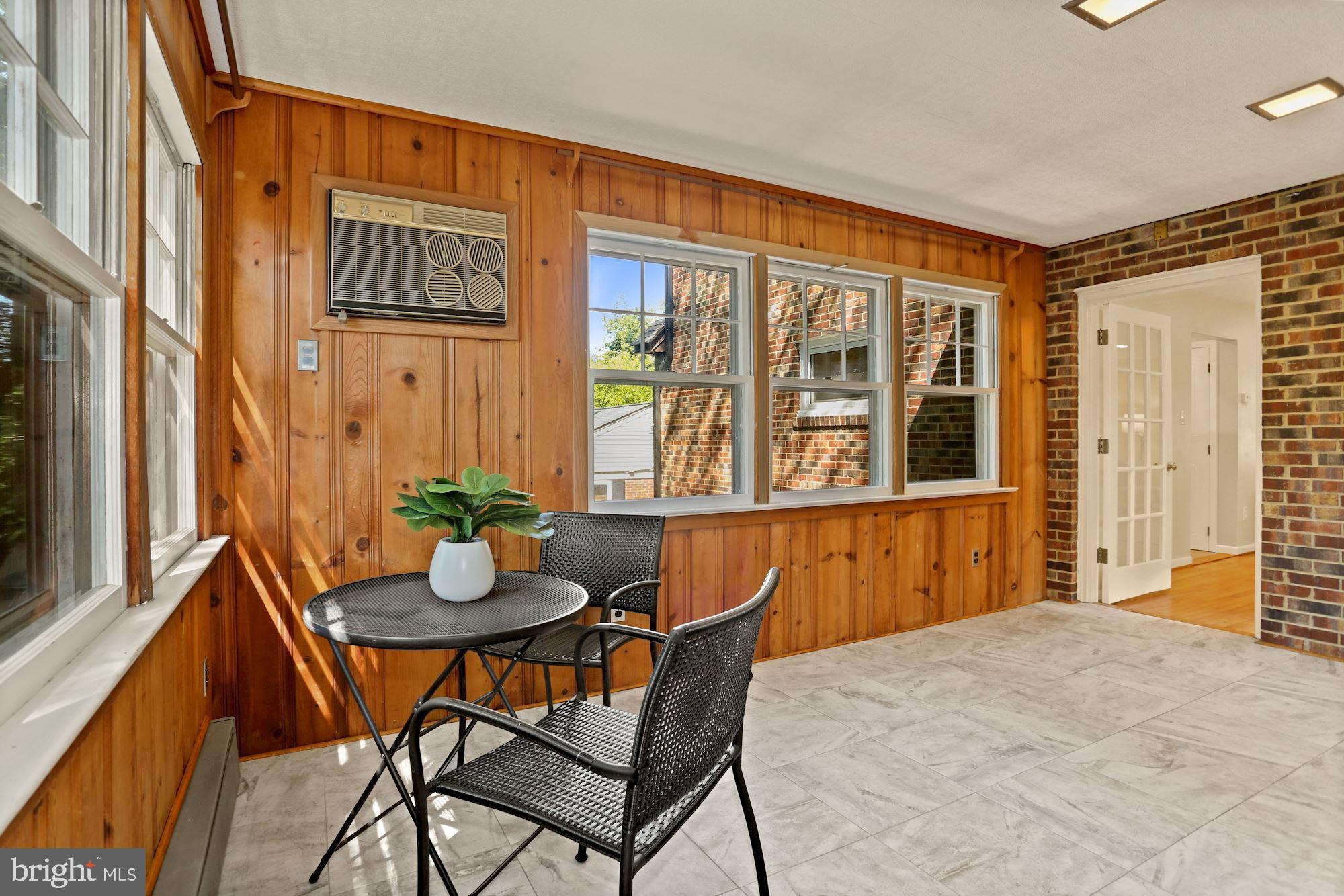 BARCROFT - Residential