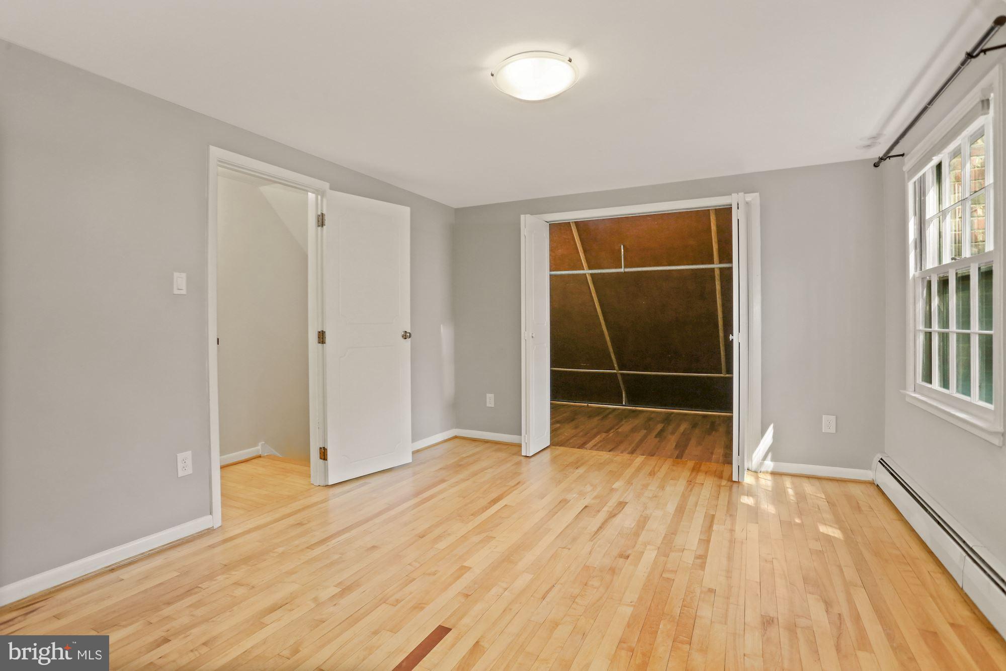 BARCROFT - Residential