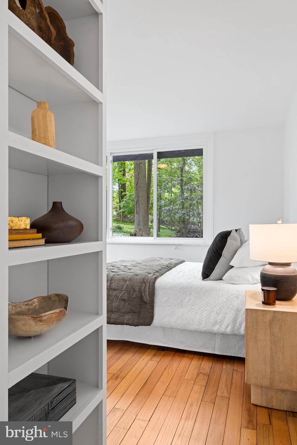 EAST FALLS - Residential