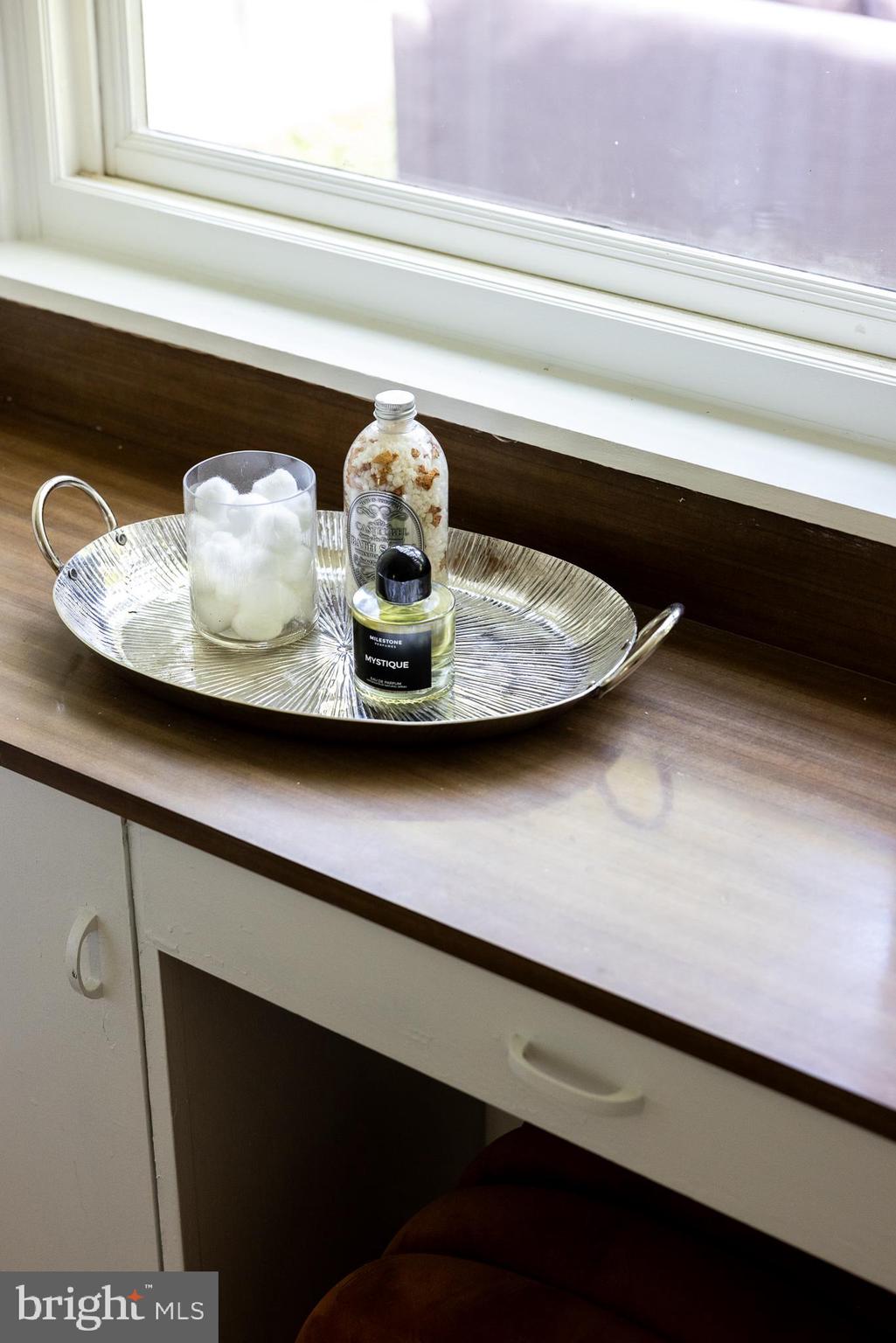 EAST FALLS - Residential