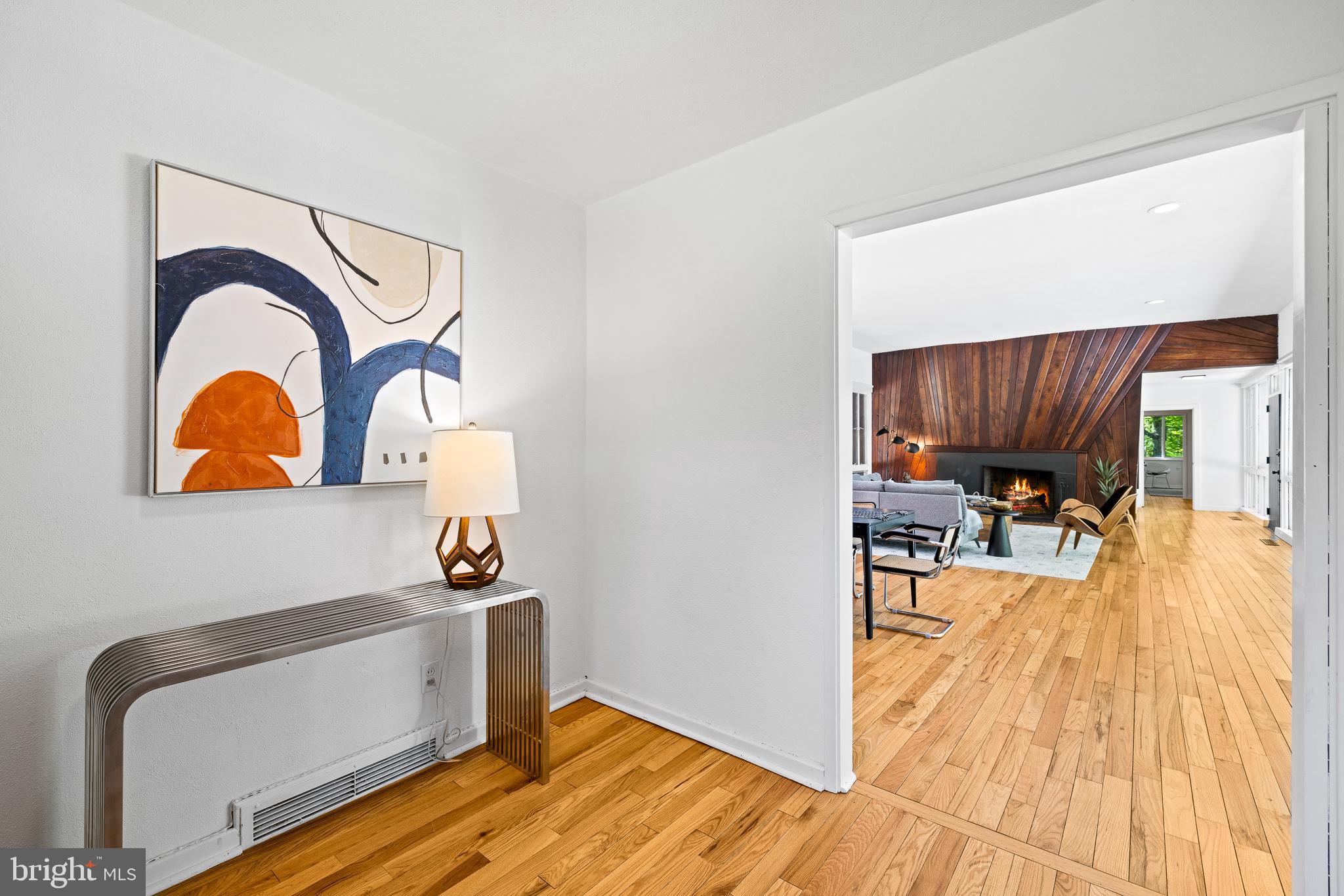 EAST FALLS - Residential