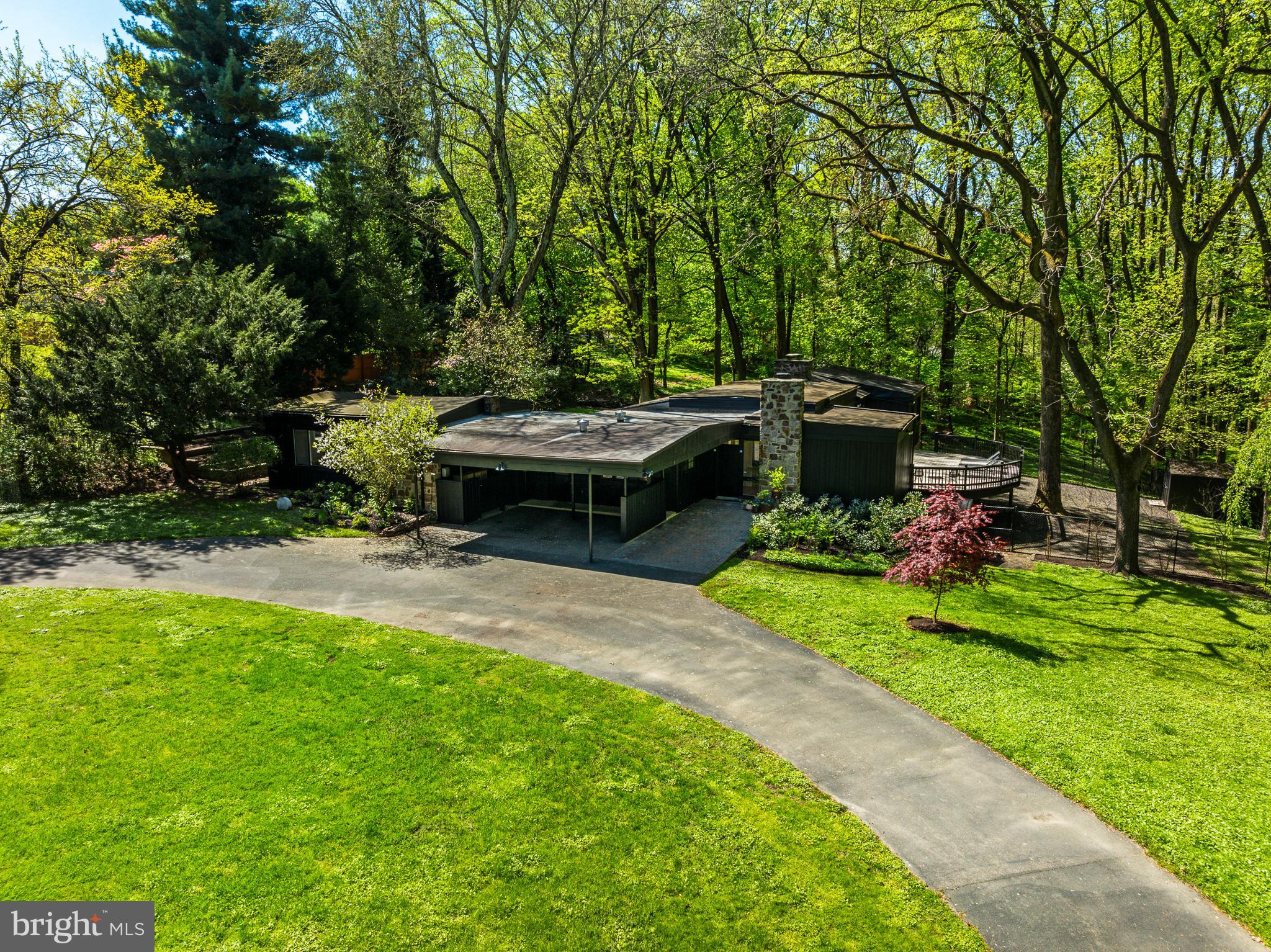 EAST FALLS - Residential