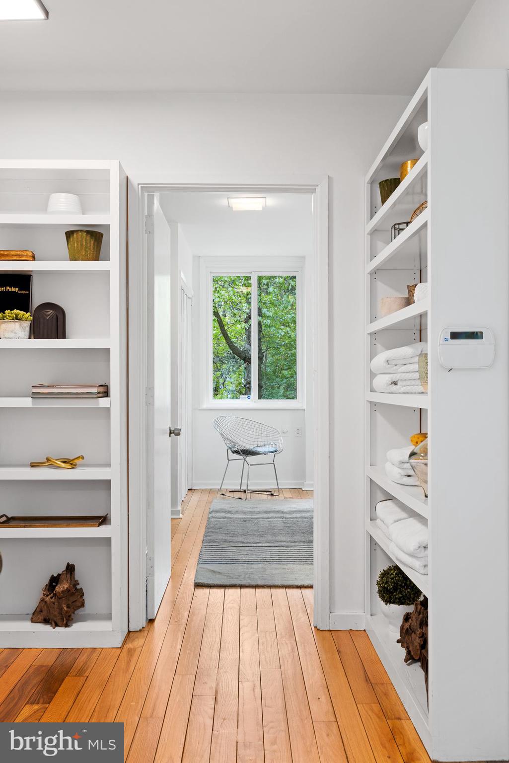 EAST FALLS - Residential