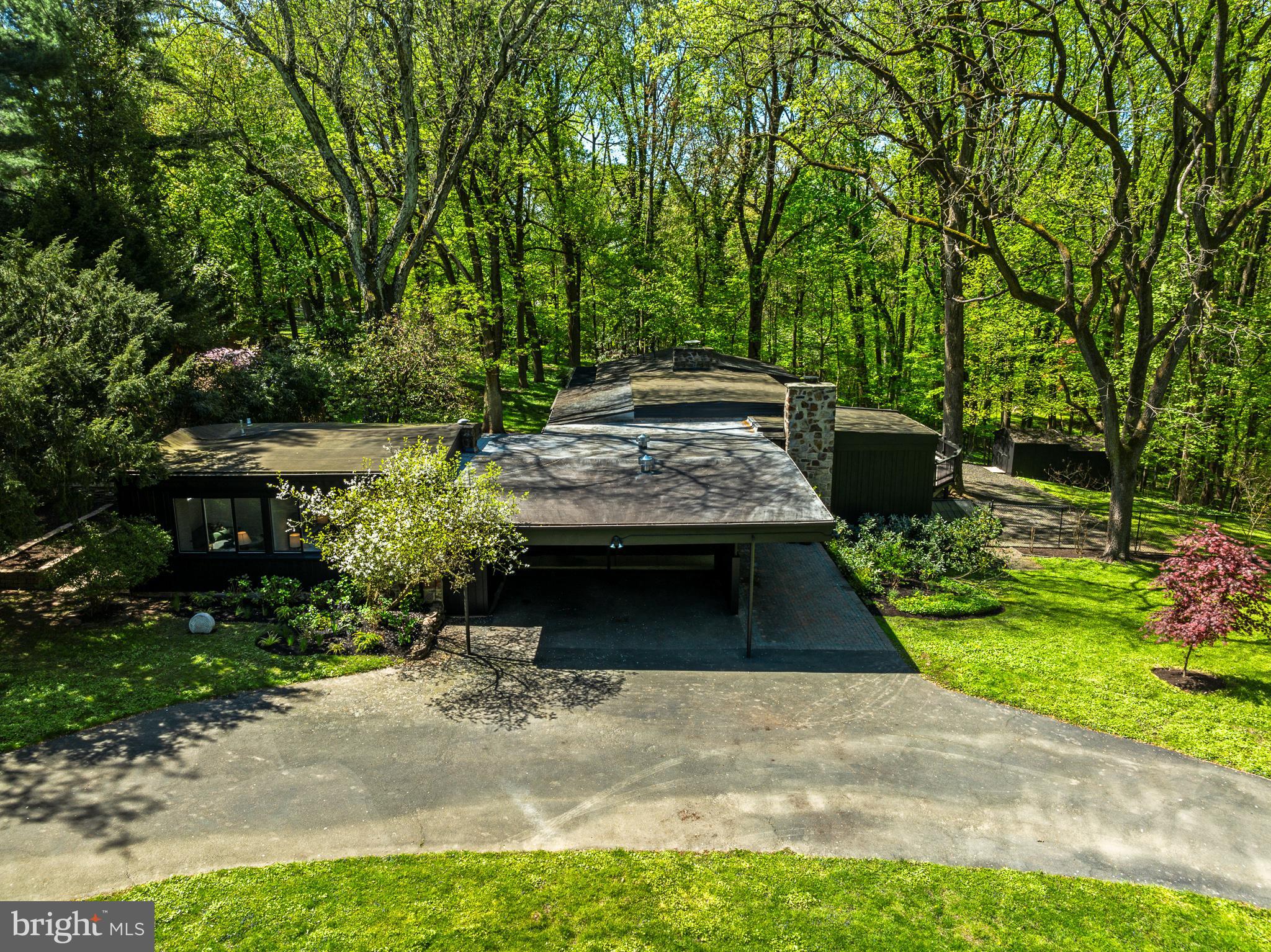 EAST FALLS - Residential