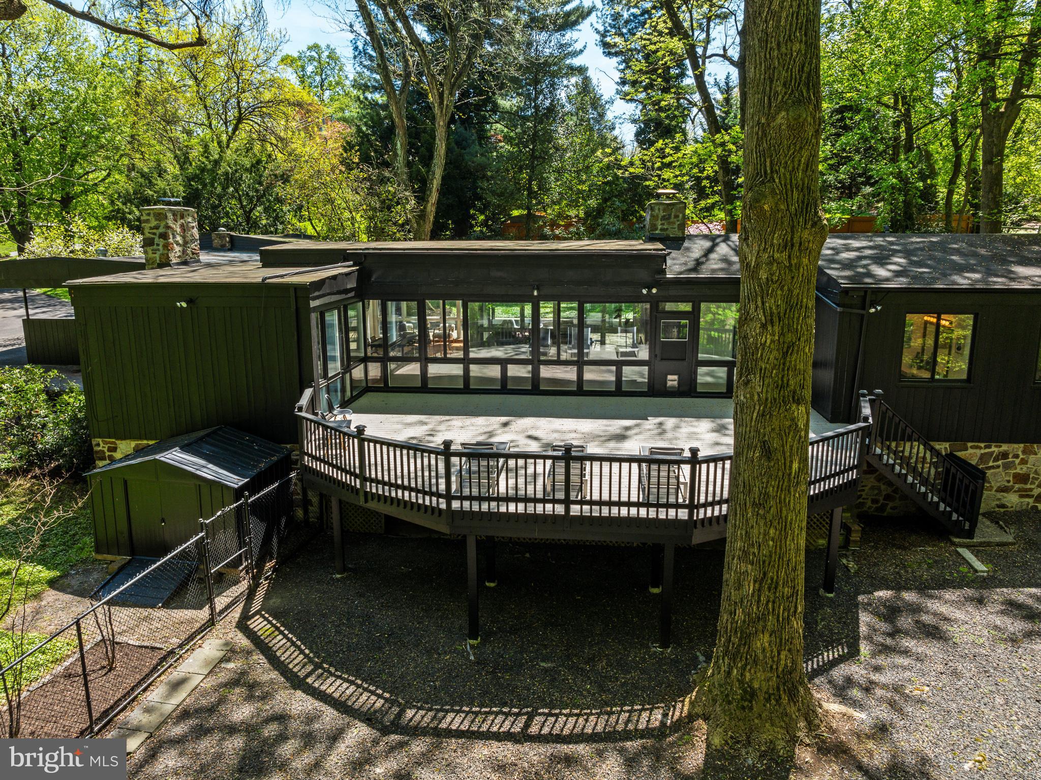 EAST FALLS - Residential