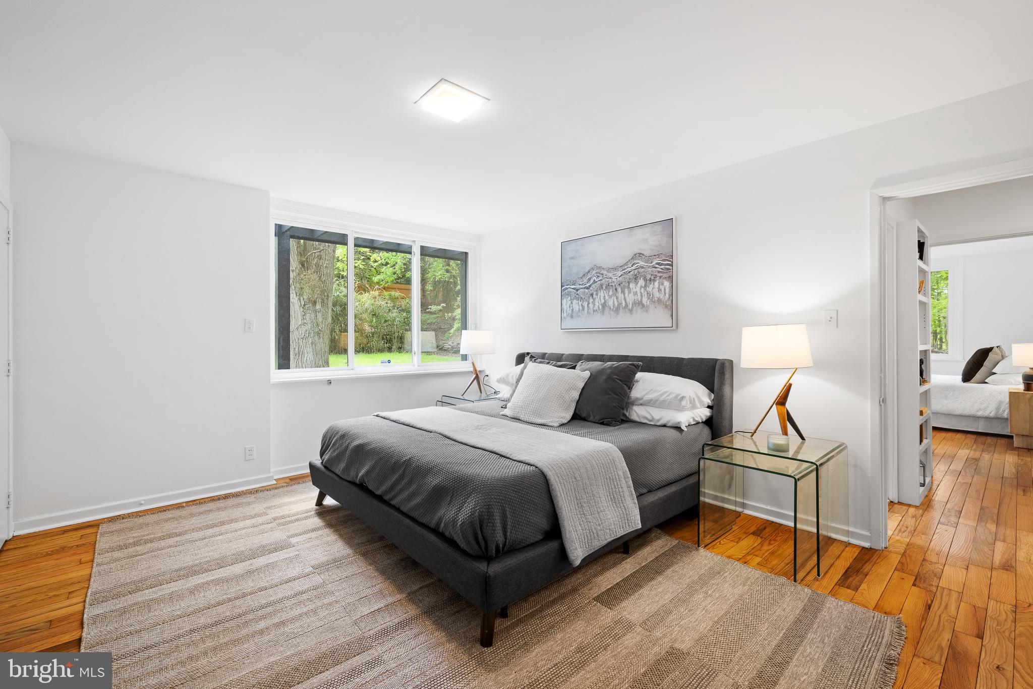 EAST FALLS - Residential