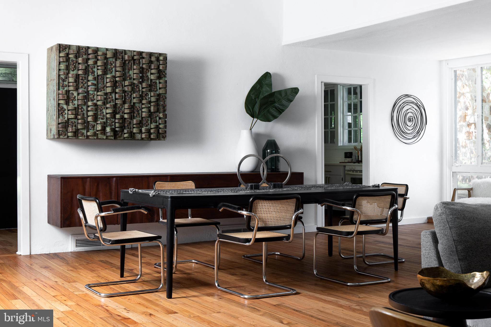 EAST FALLS - Residential