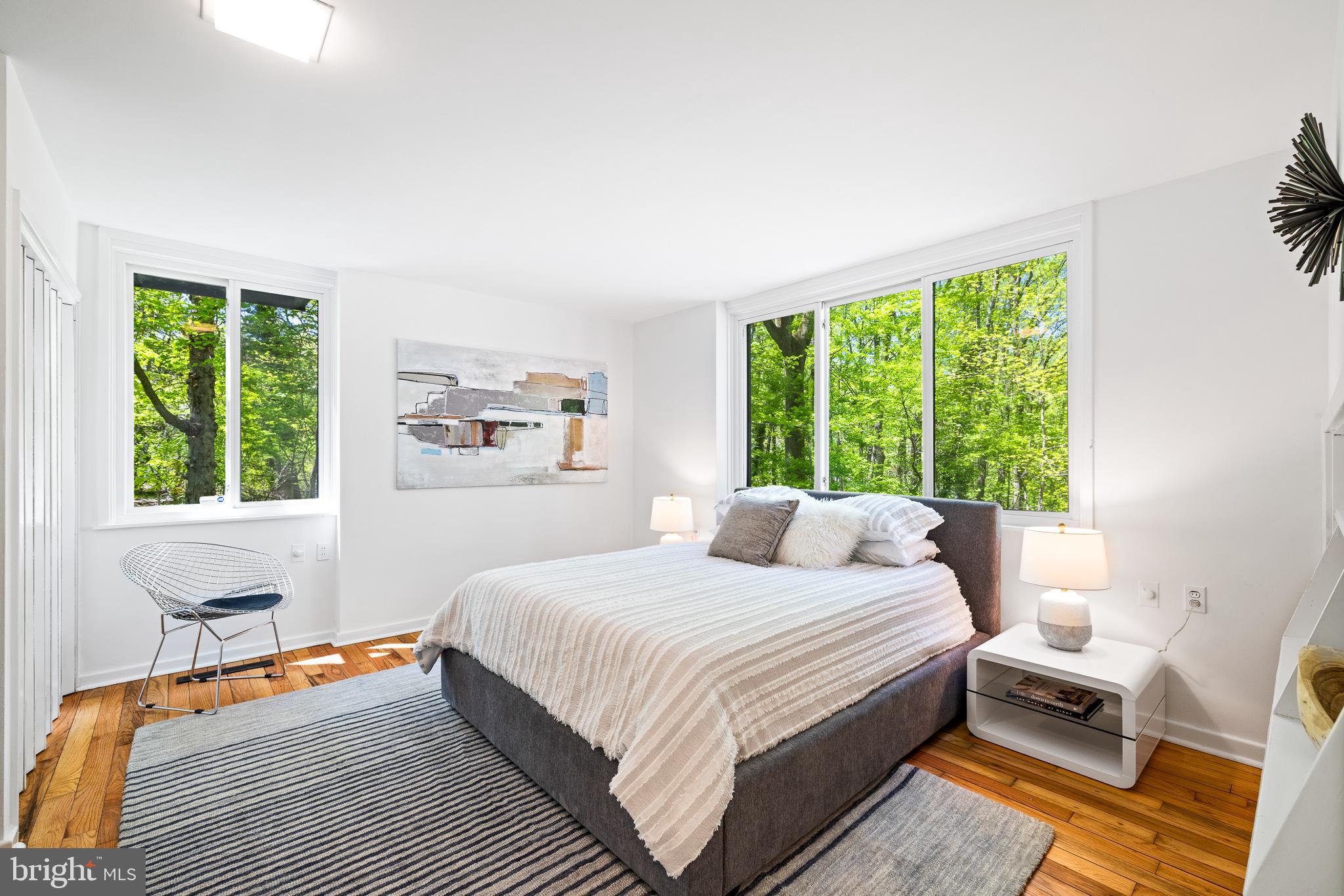 EAST FALLS - Residential