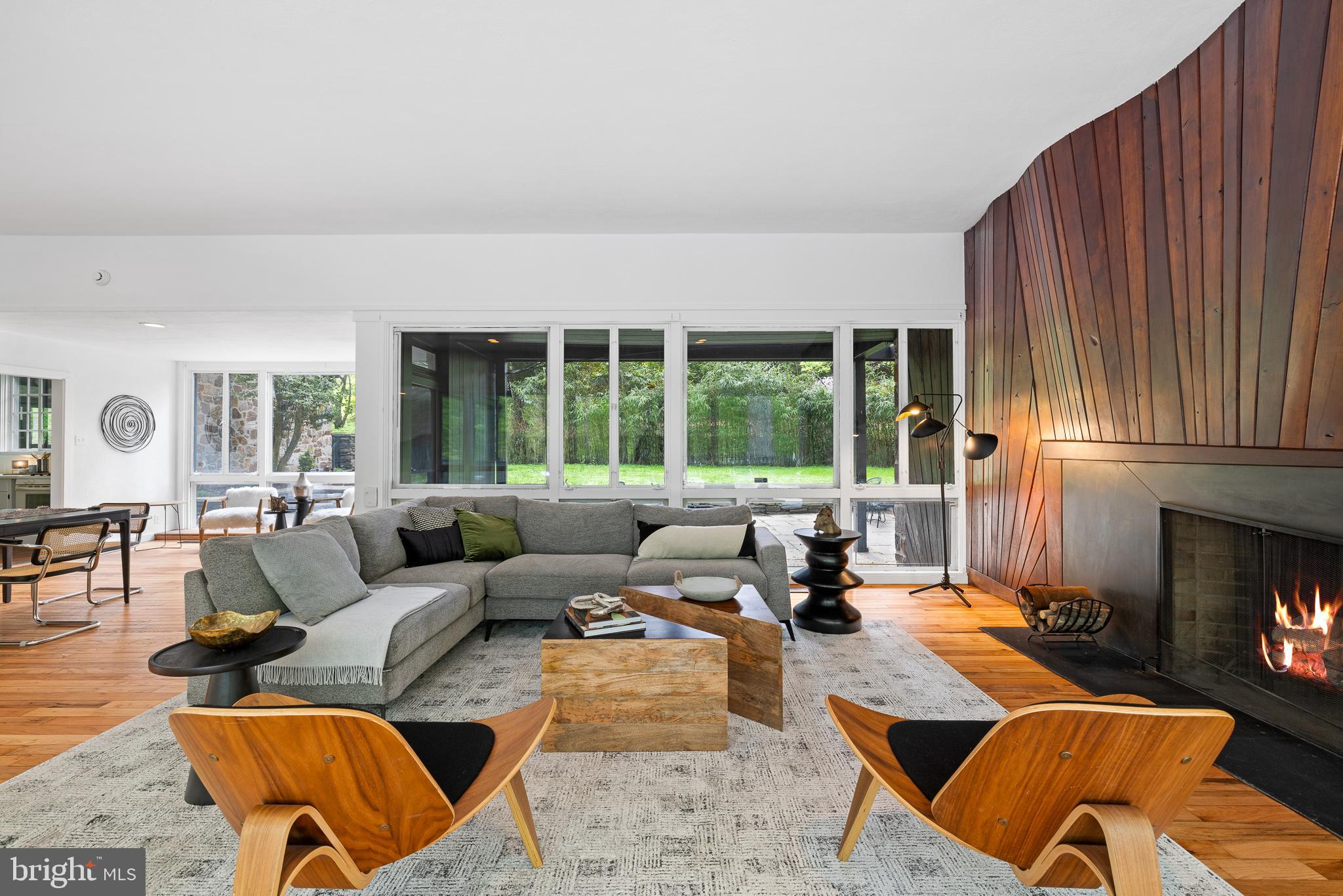 EAST FALLS - Residential