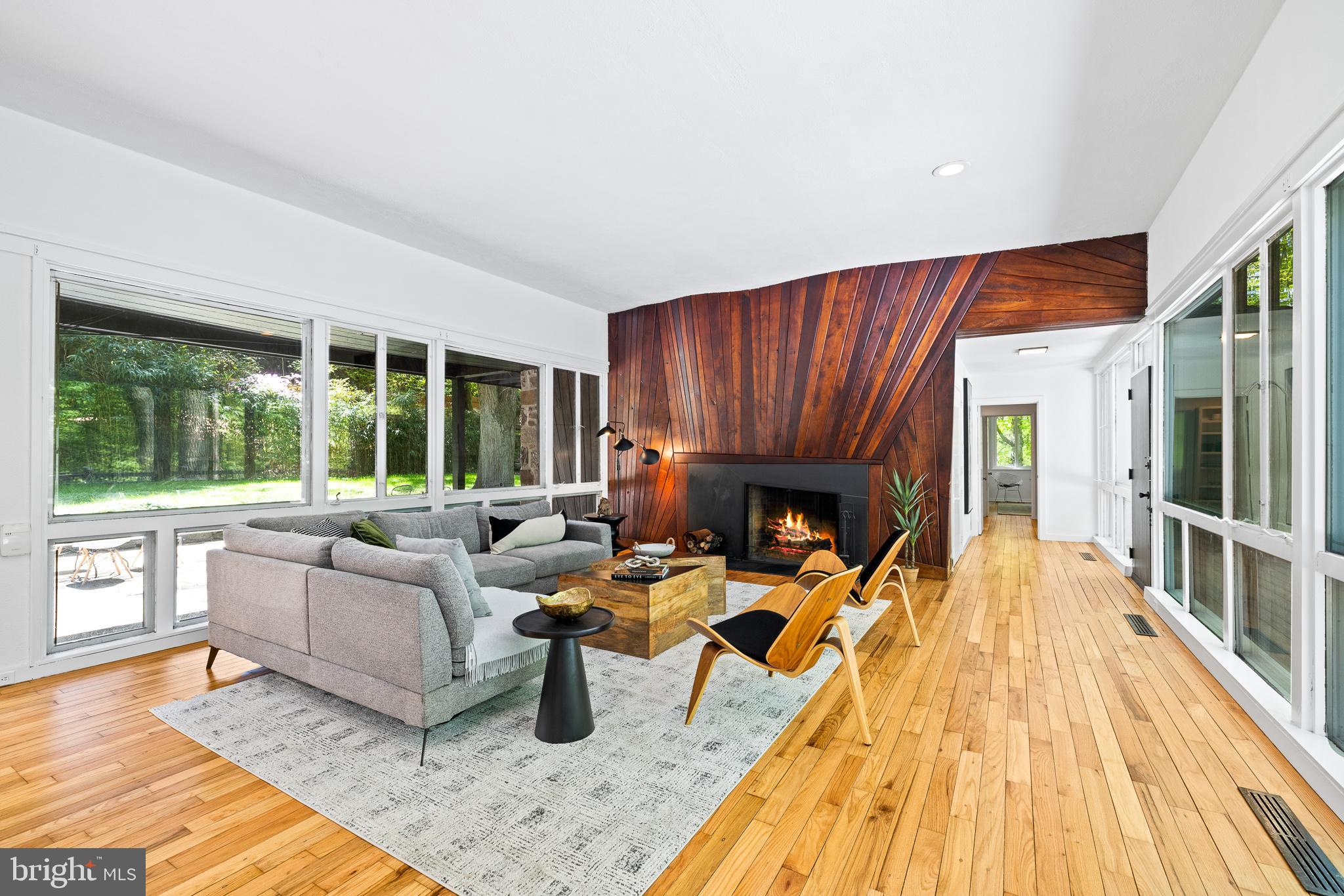 EAST FALLS - Residential