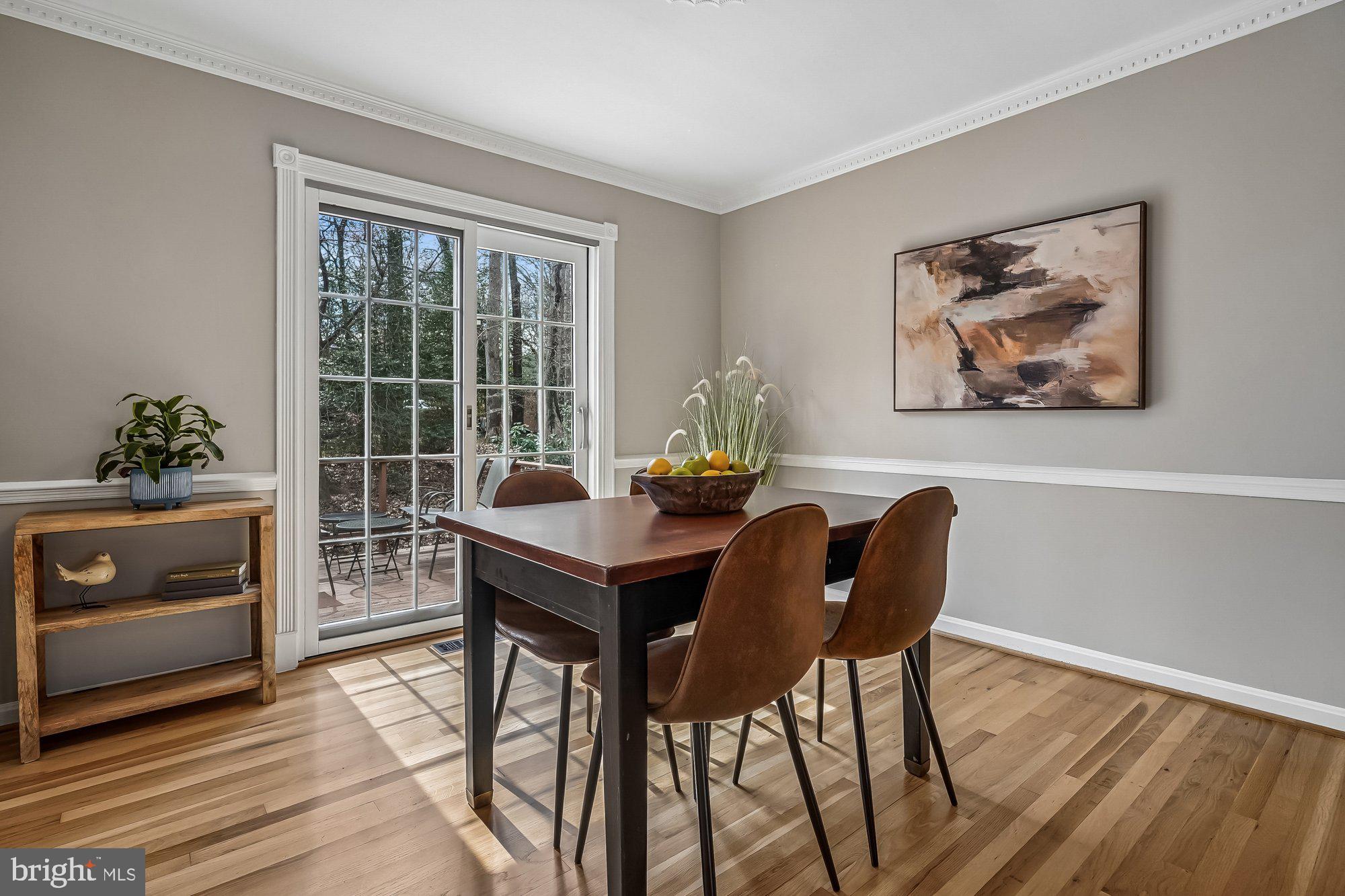 RESTON - Residential