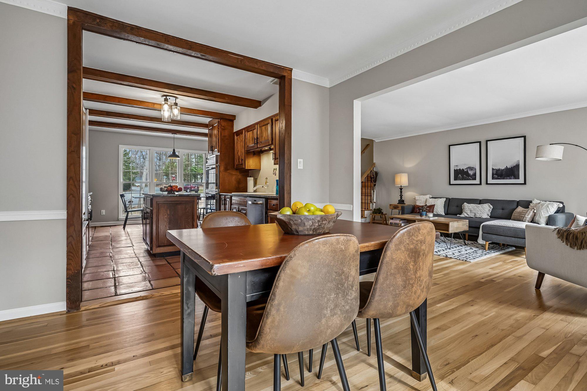 RESTON - Residential