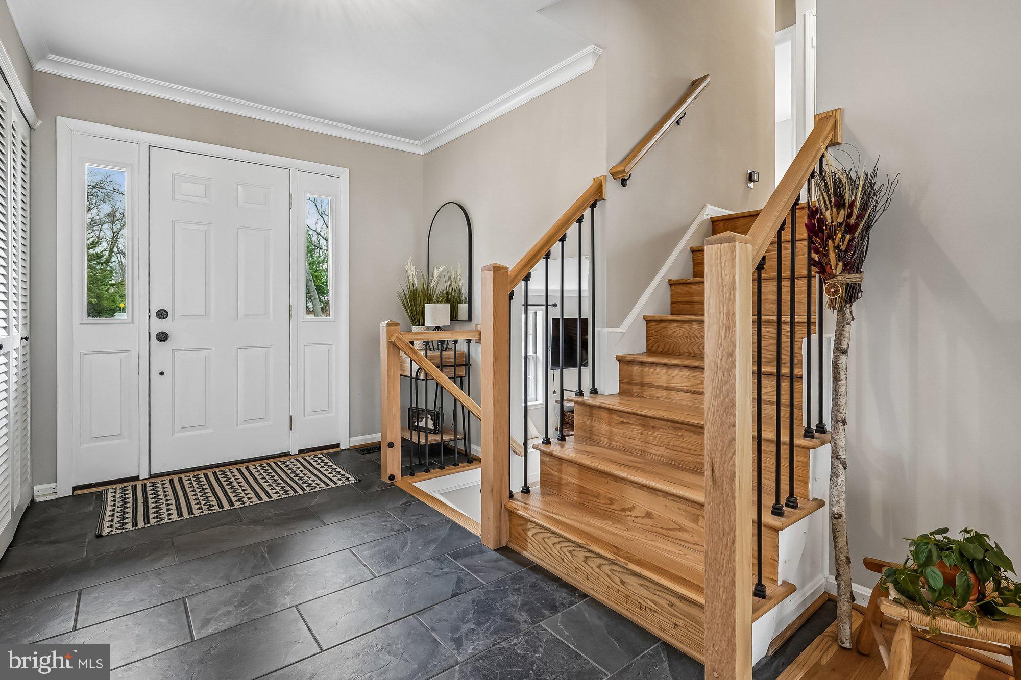 RESTON - Residential