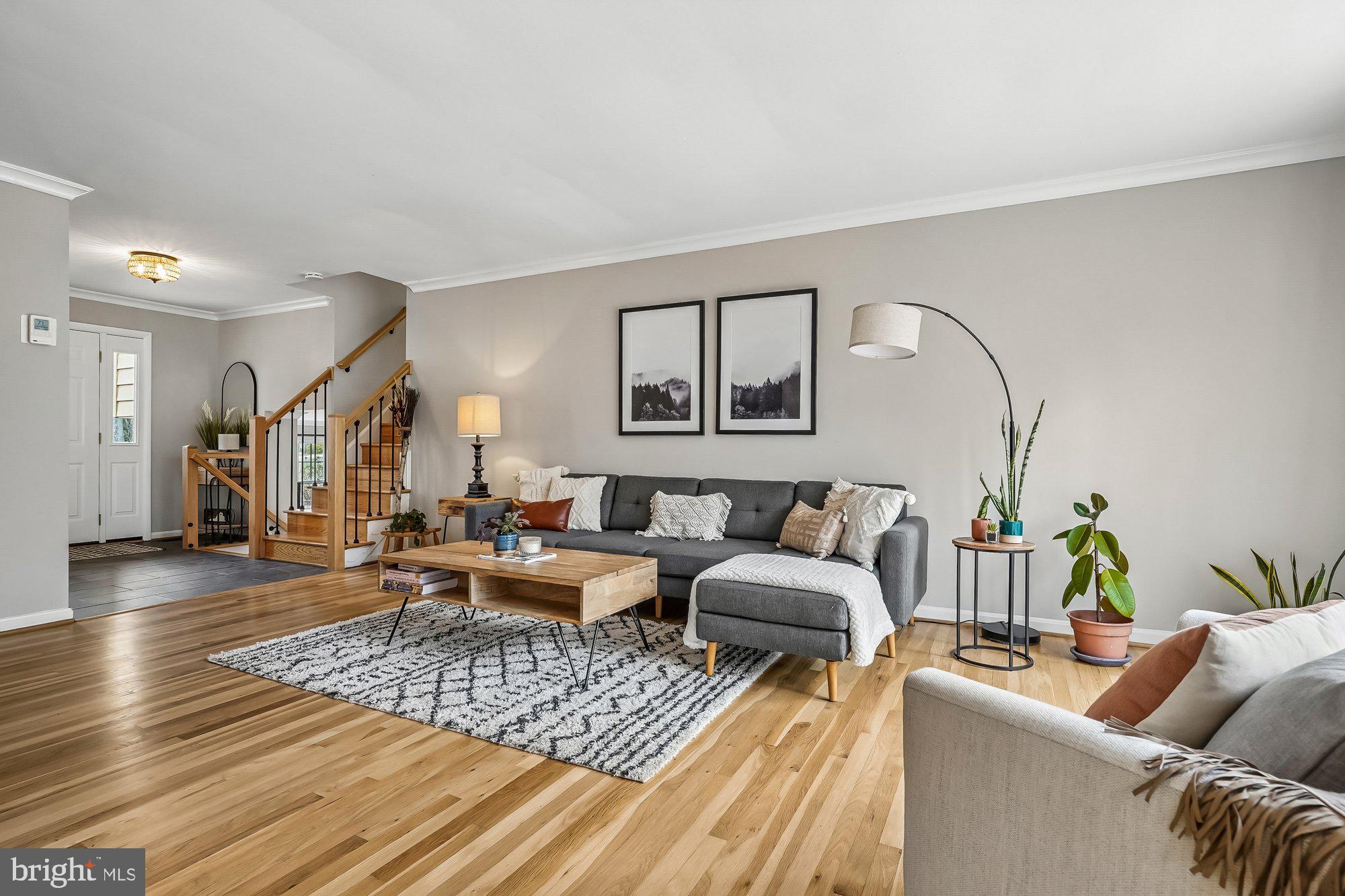 RESTON - Residential