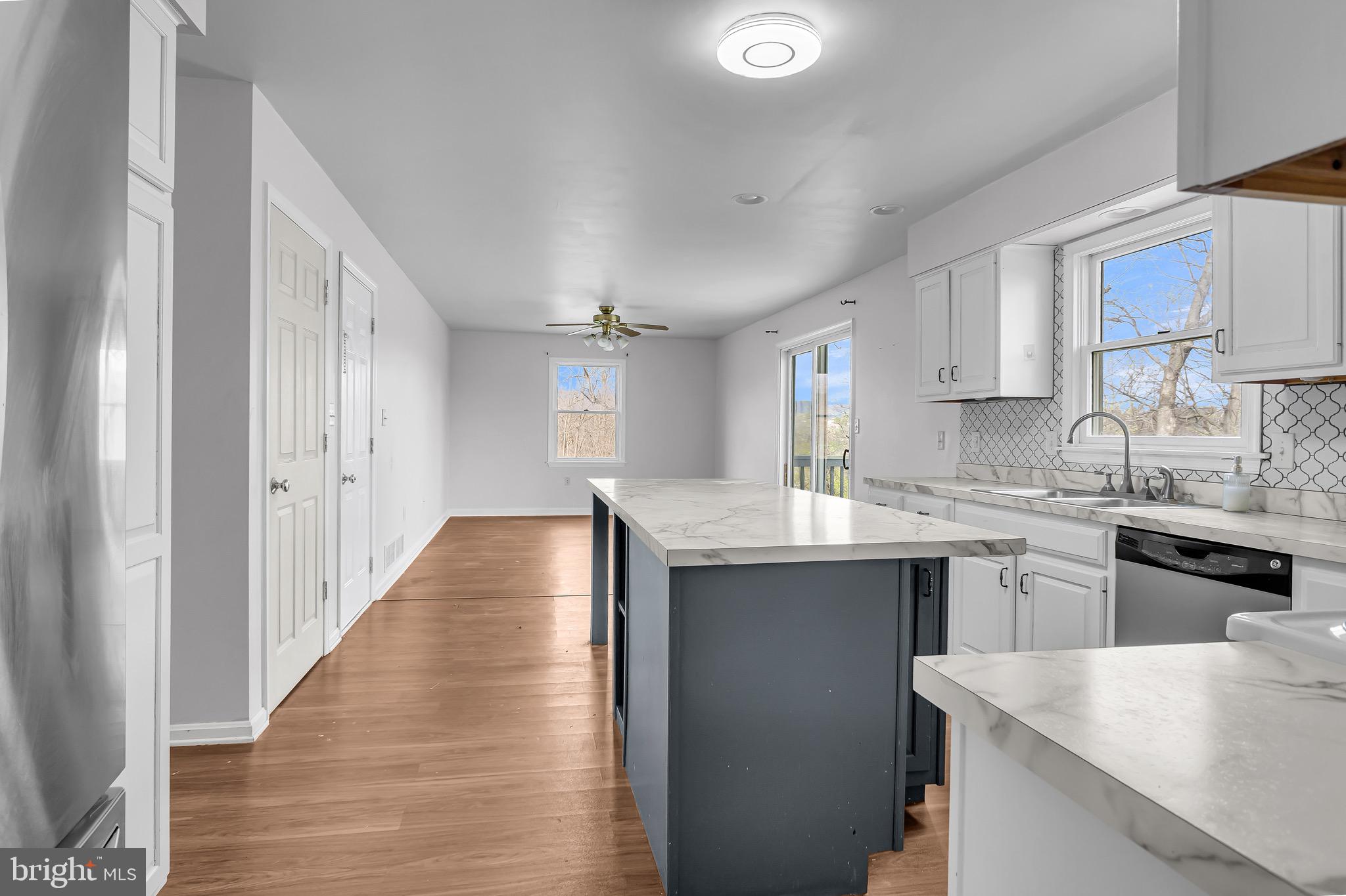 HICKORY RIDGE - Residential