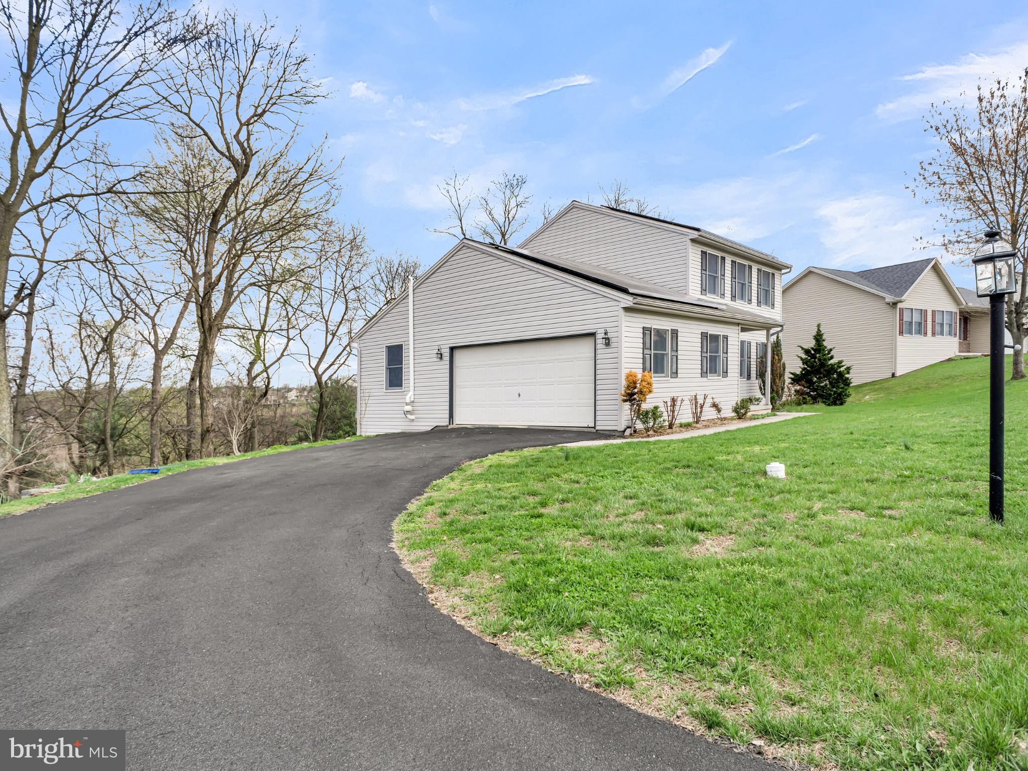 HICKORY RIDGE - Residential