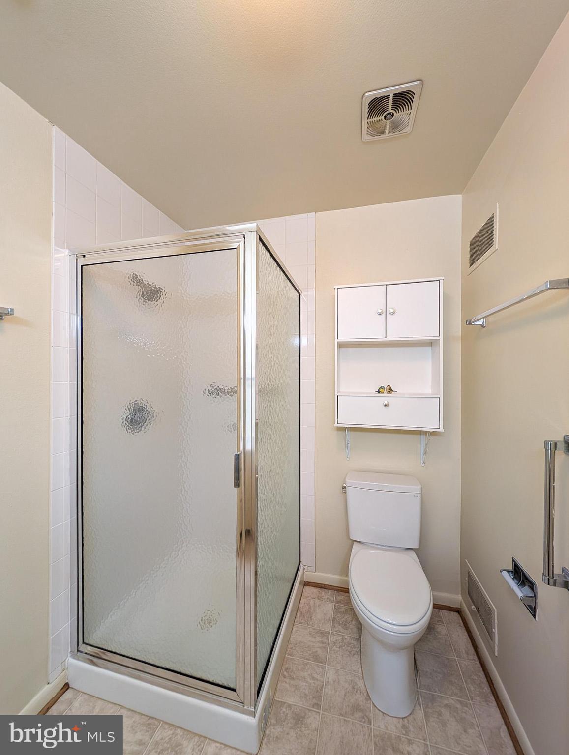 LEISURE WORLD - Residential