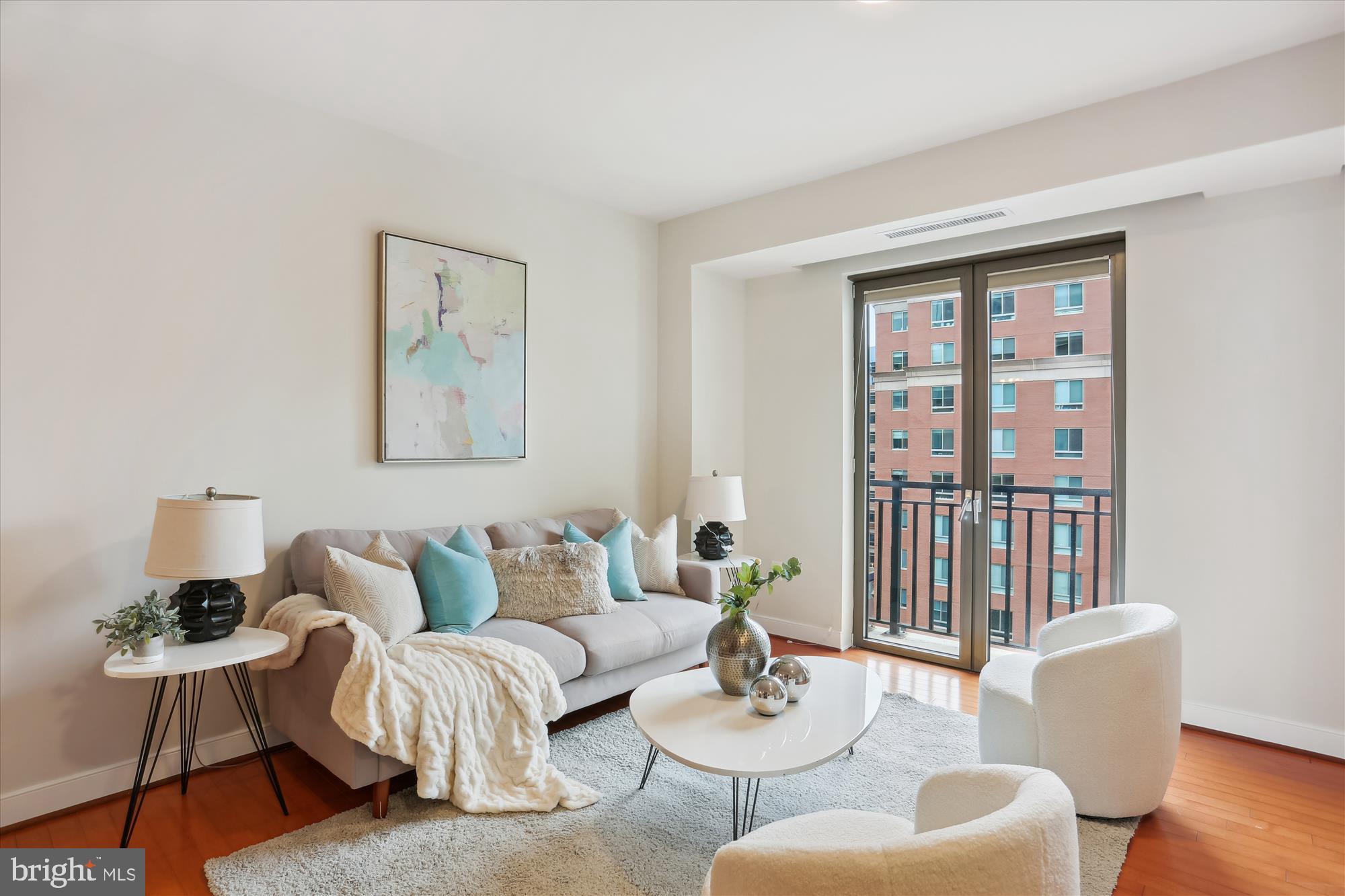 LIONSGATE - Residential