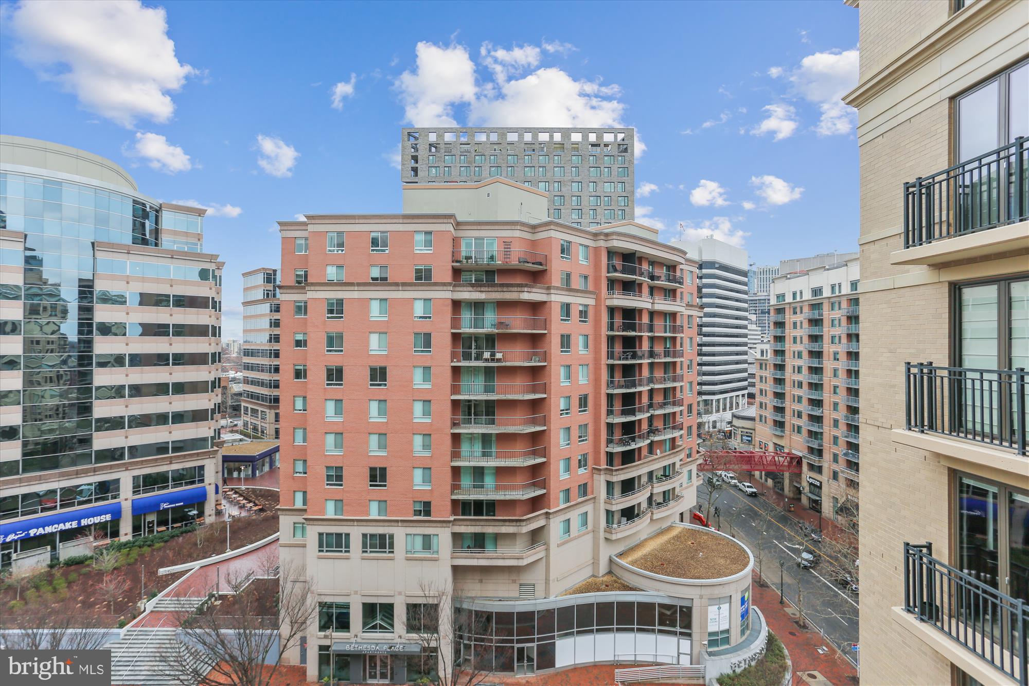 LIONSGATE - Residential