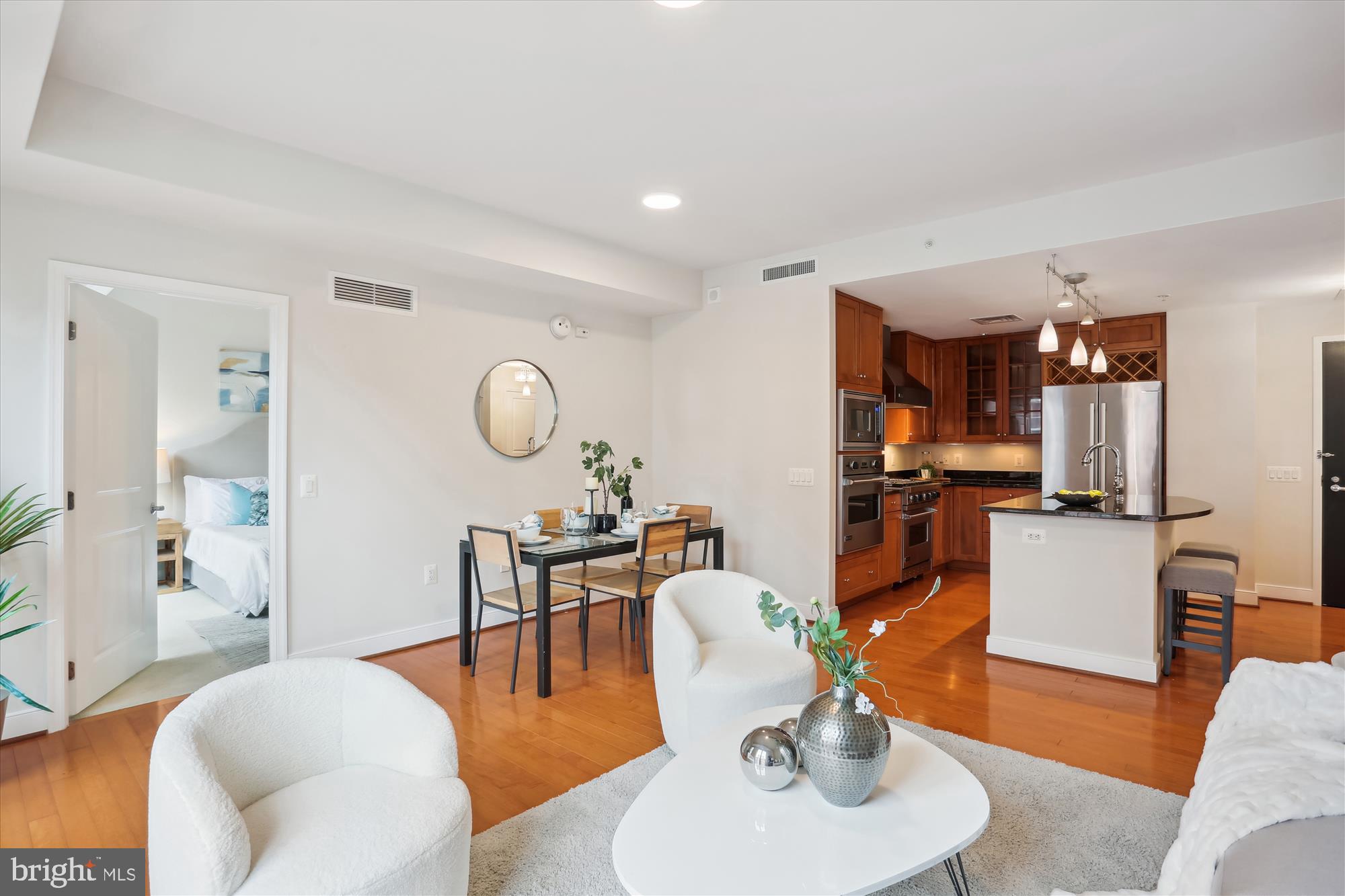 LIONSGATE - Residential