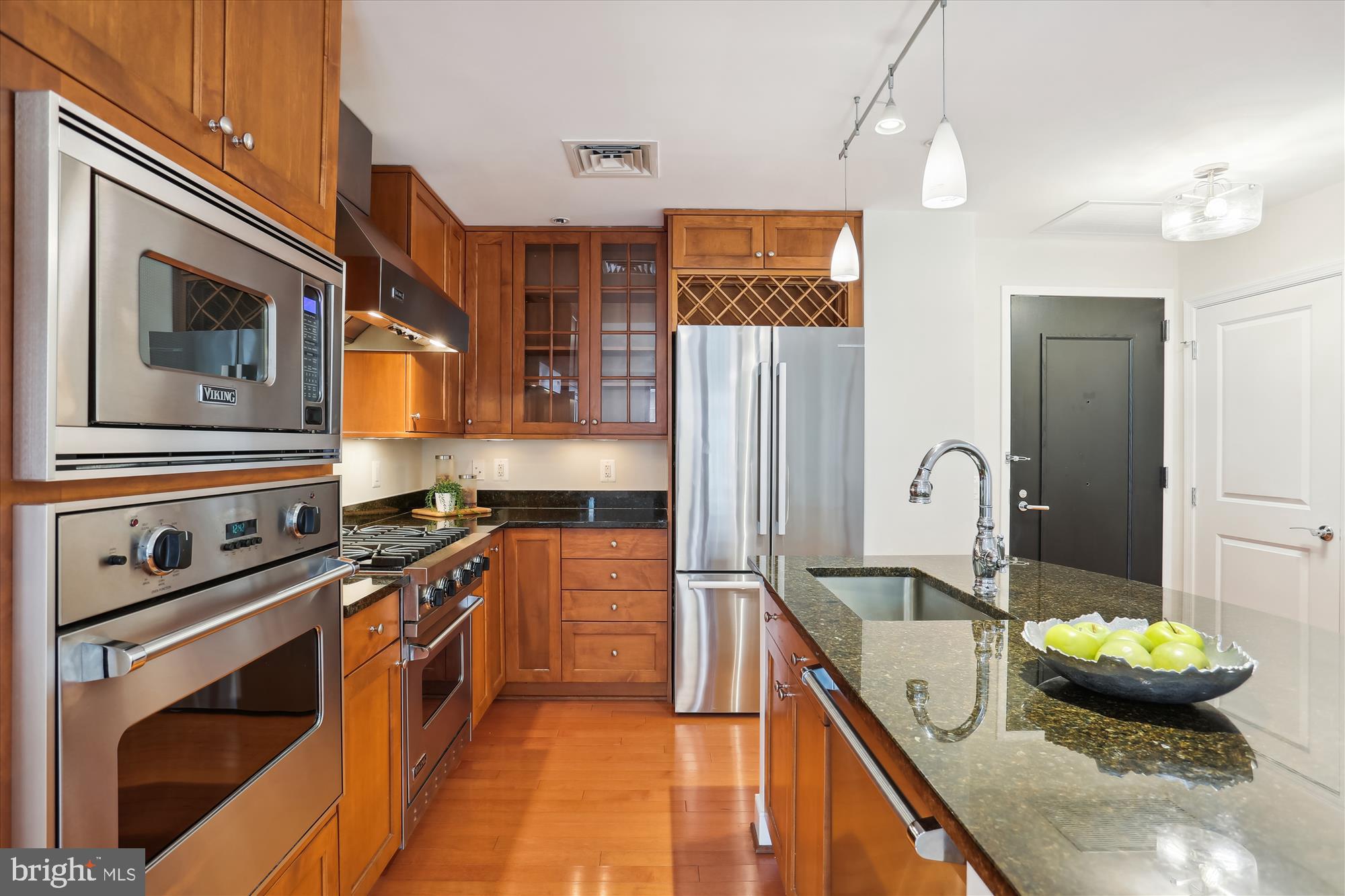 LIONSGATE - Residential