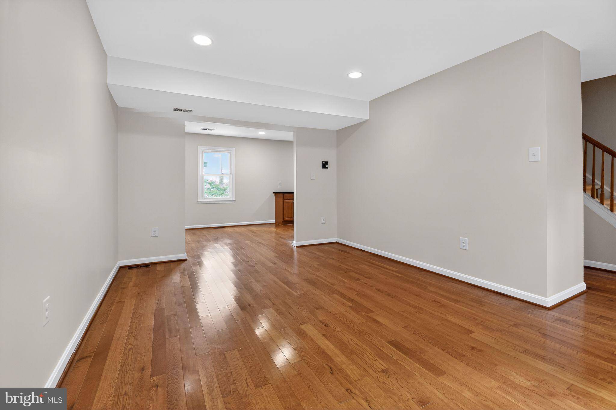 ROCKSHIRE - Residential