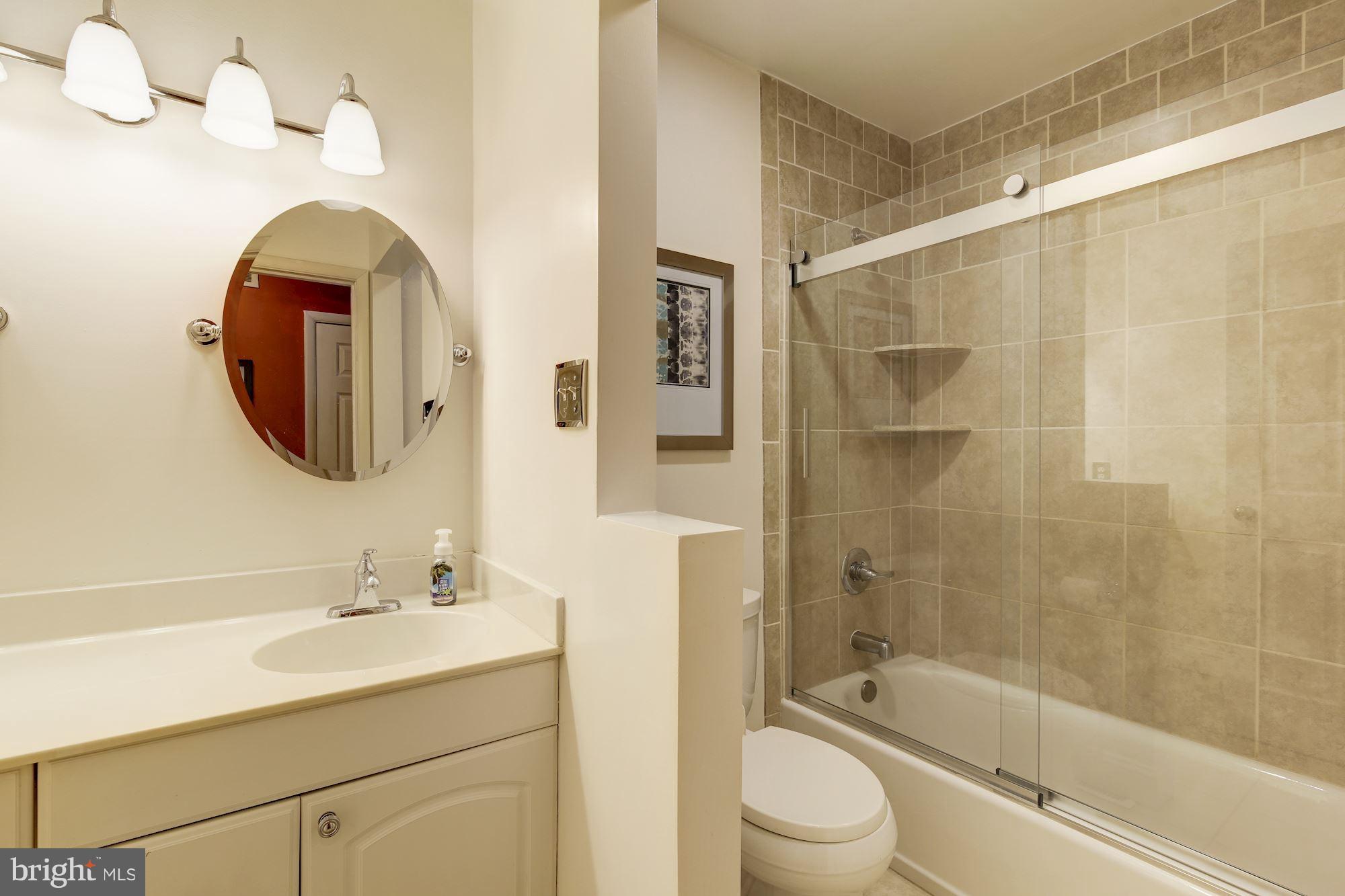 LONGFELLOW - Residential