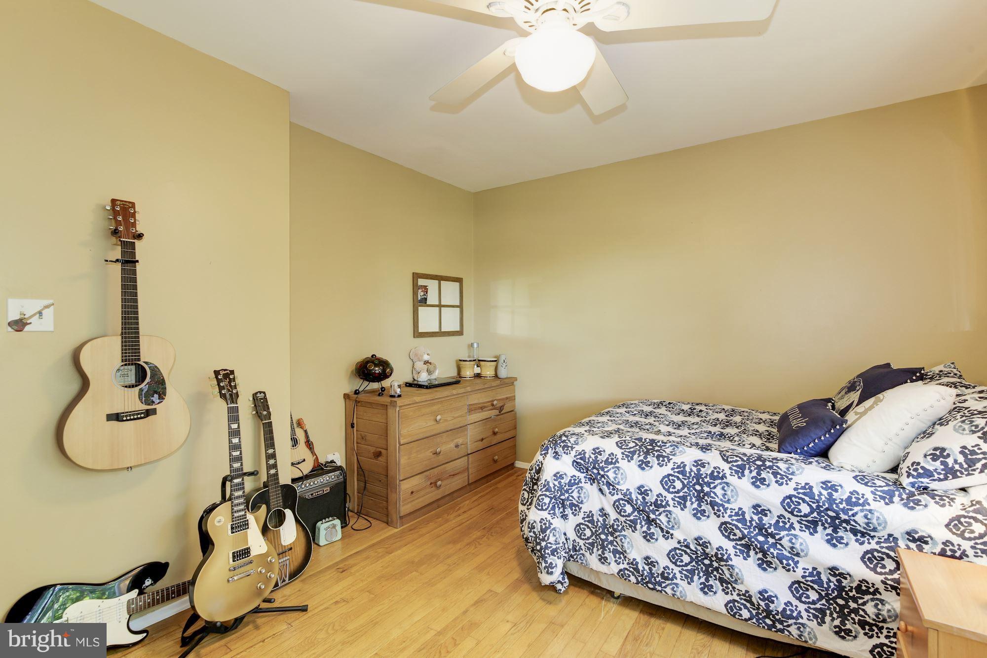 LONGFELLOW - Residential