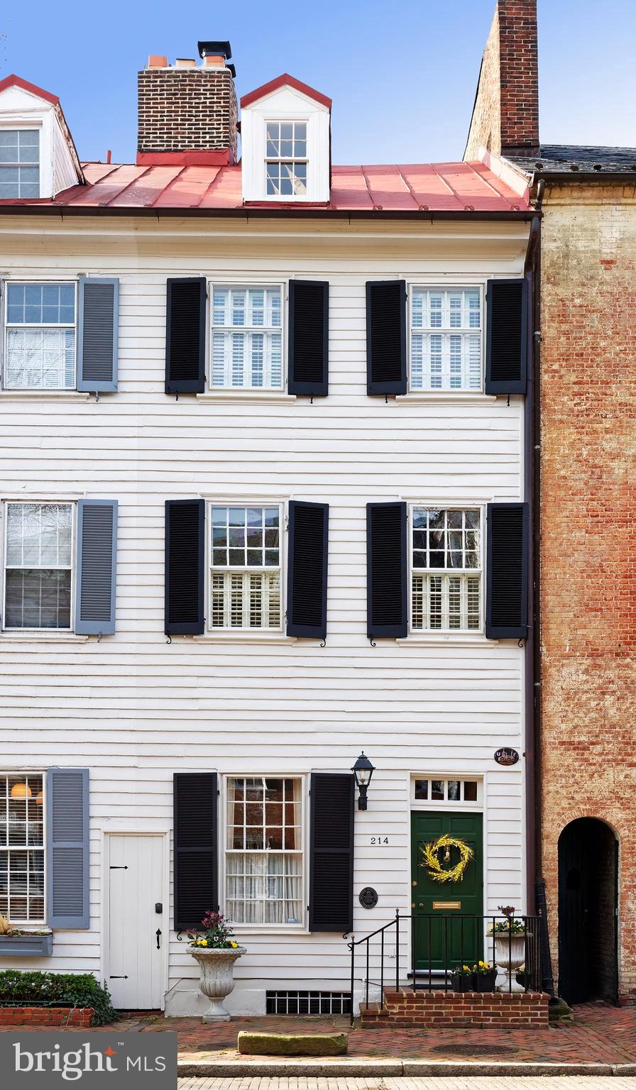 OLD TOWN ALEXANDRIA - Residential