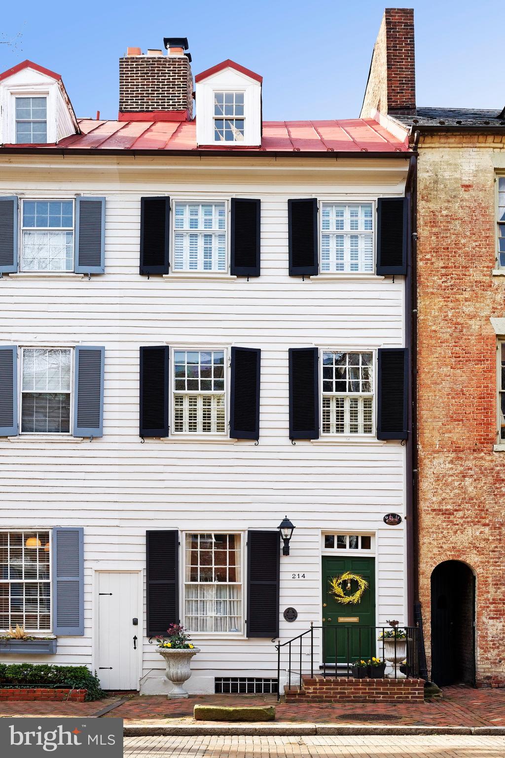 OLD TOWN ALEXANDRIA - Residential