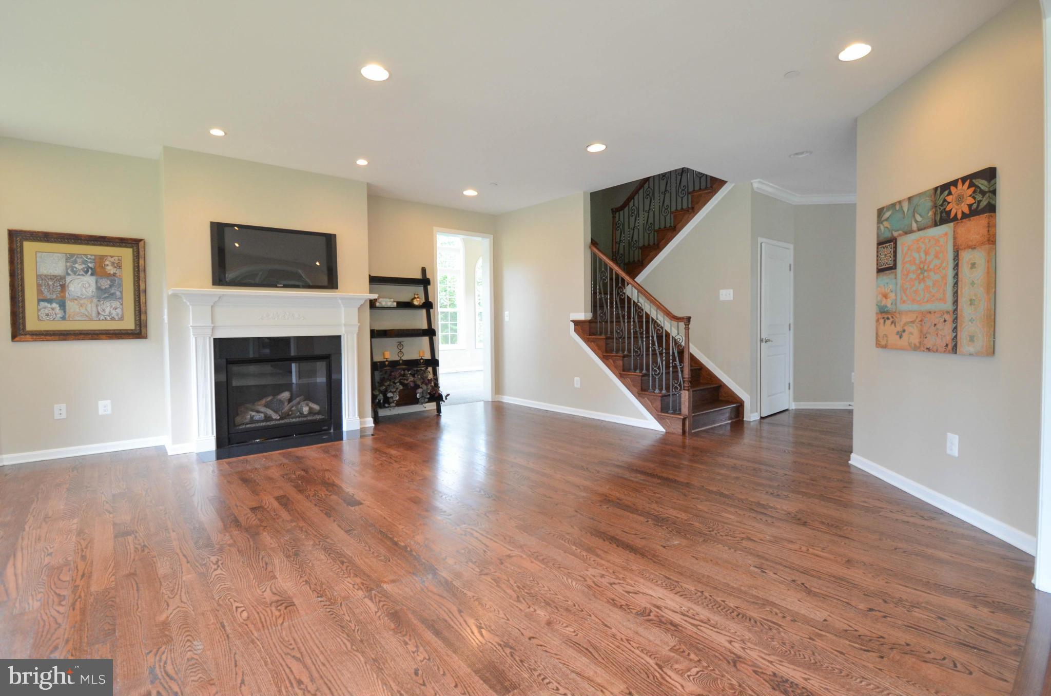 DOVER DOWNS - Residential