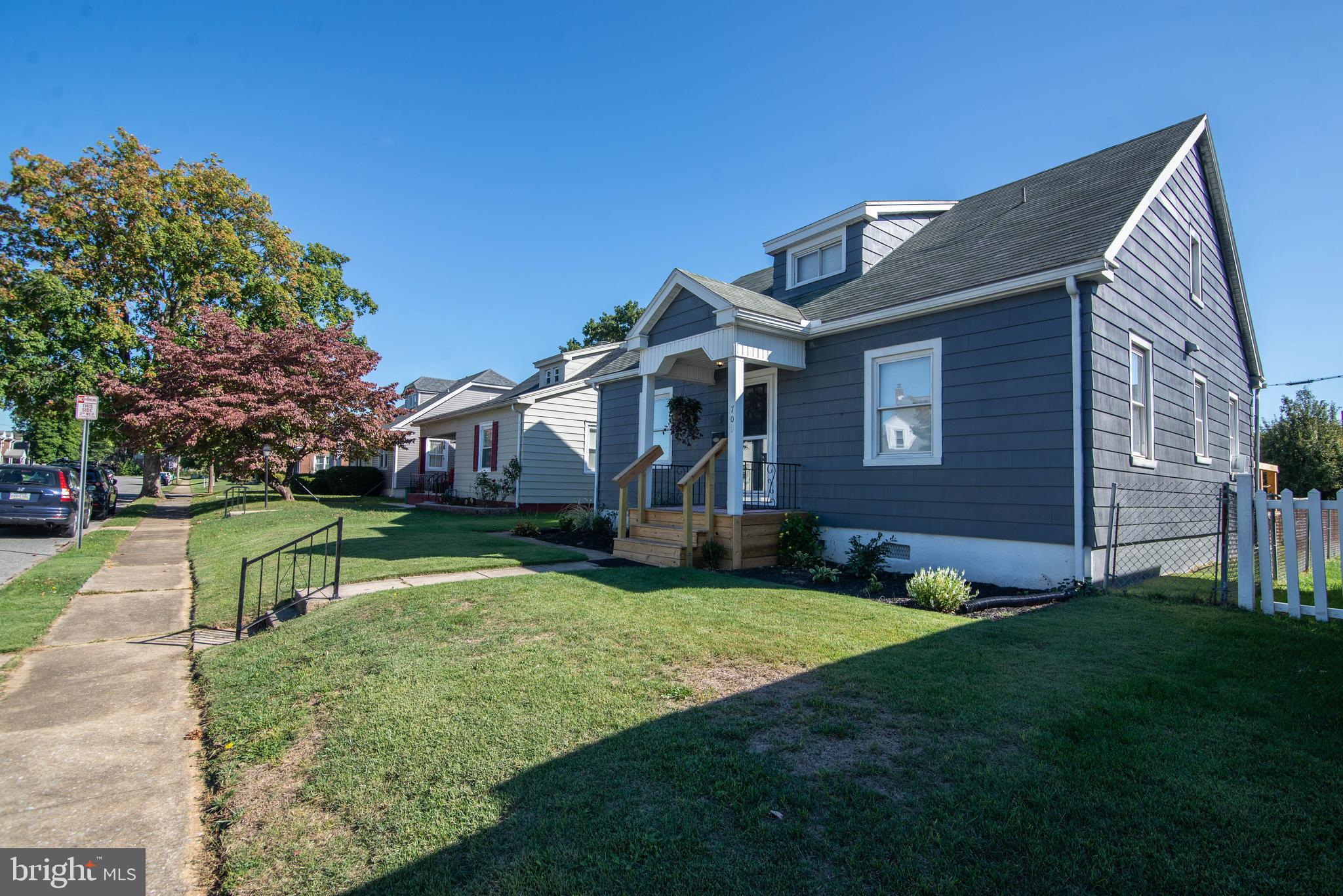 PARK VILLAGE - Residential