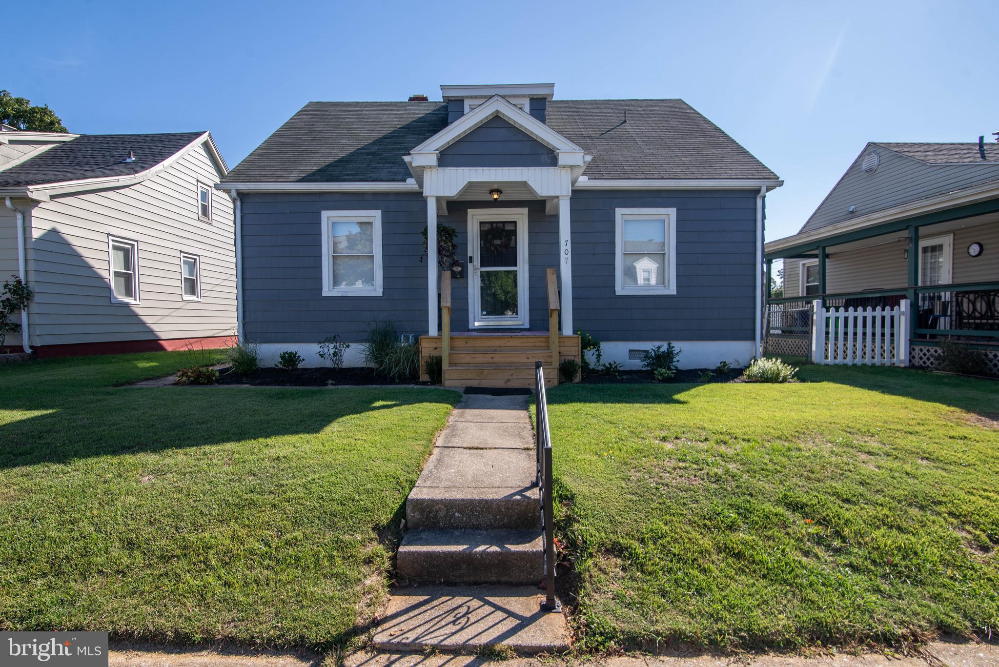 PARK VILLAGE - Residential