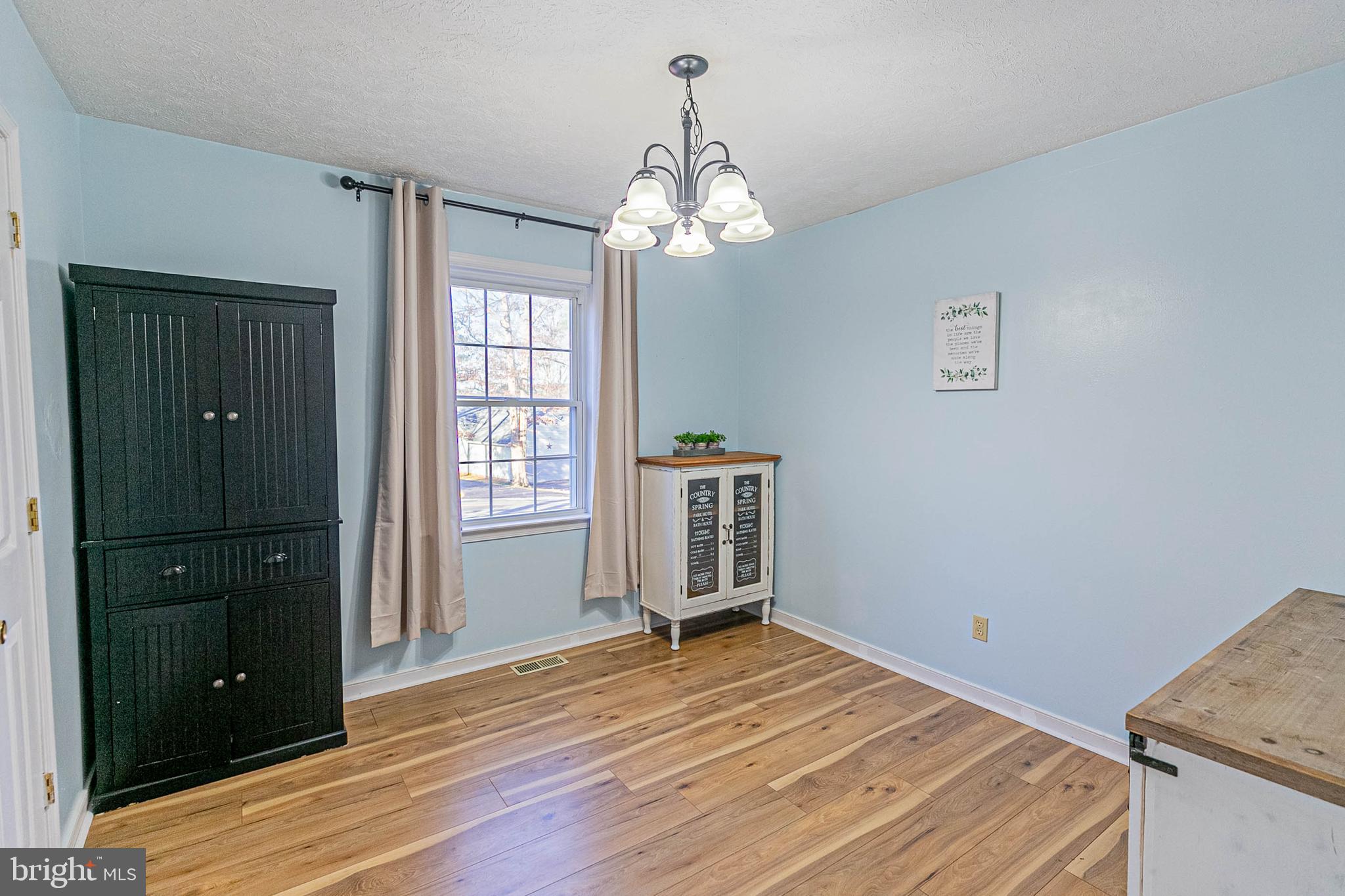 LAKE CAROLINE - Residential