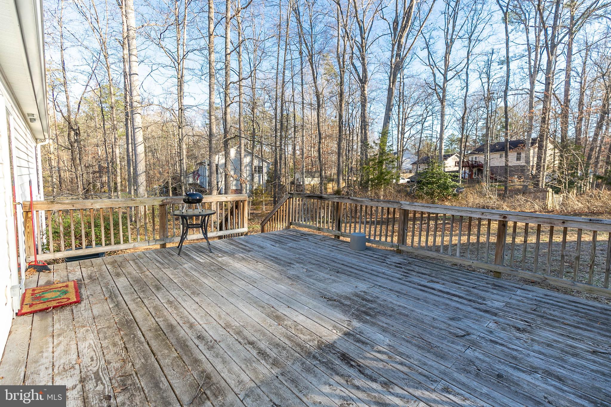 LAKE CAROLINE - Residential