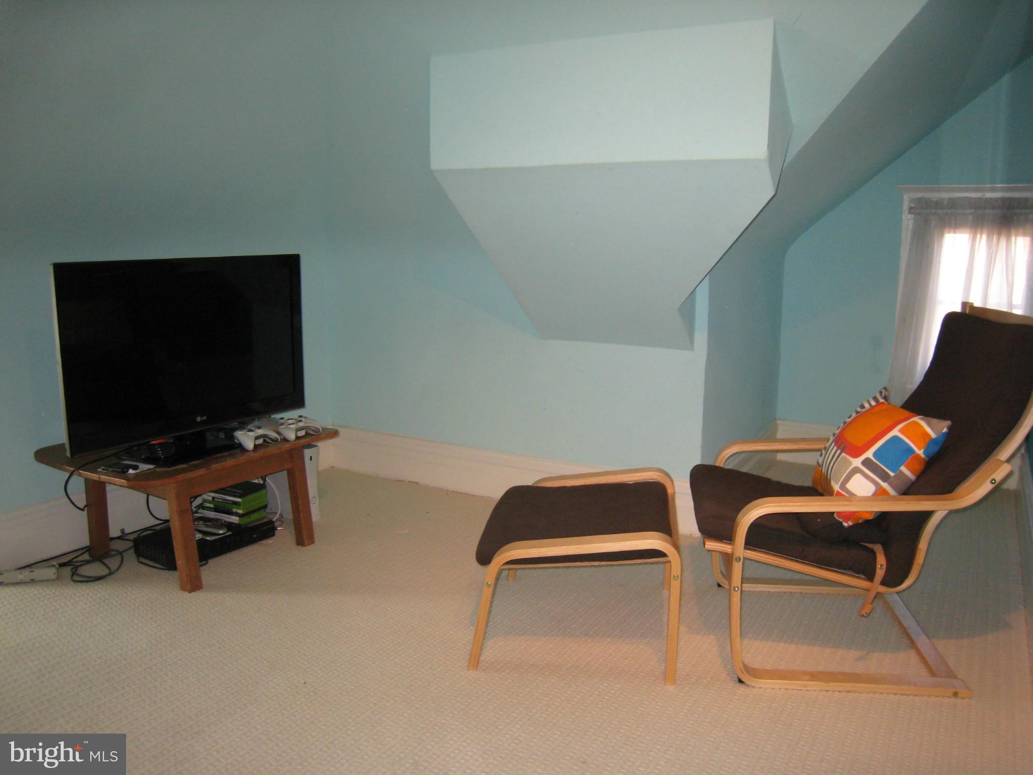 ROLAND PARK - Residential