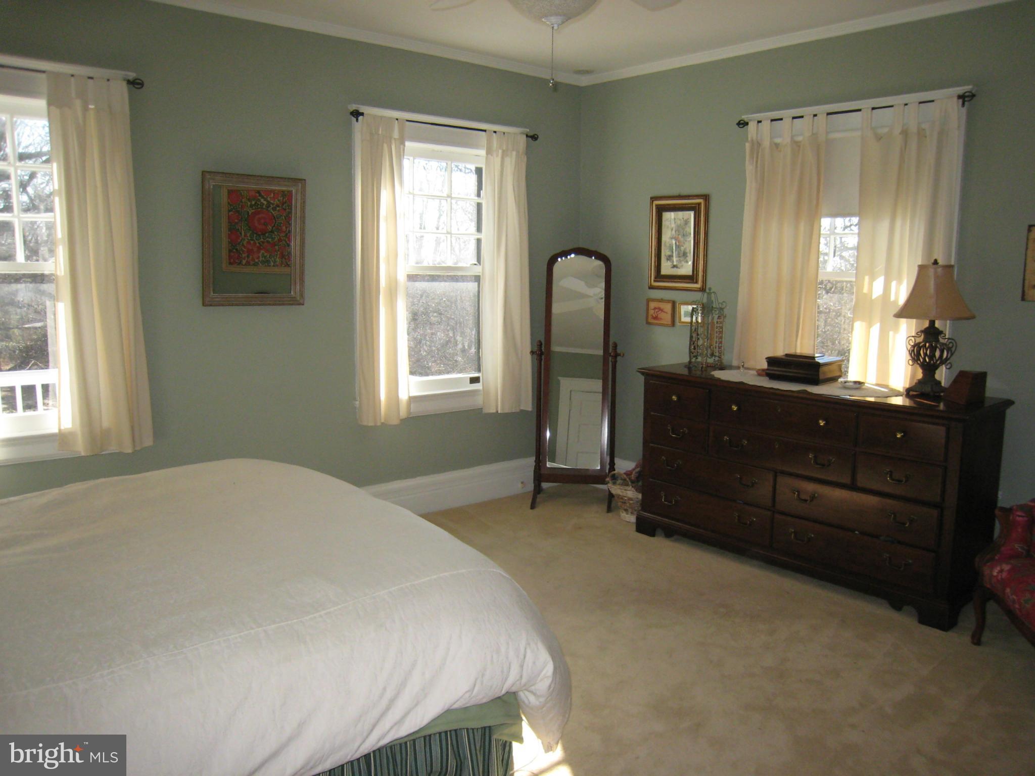 ROLAND PARK - Residential