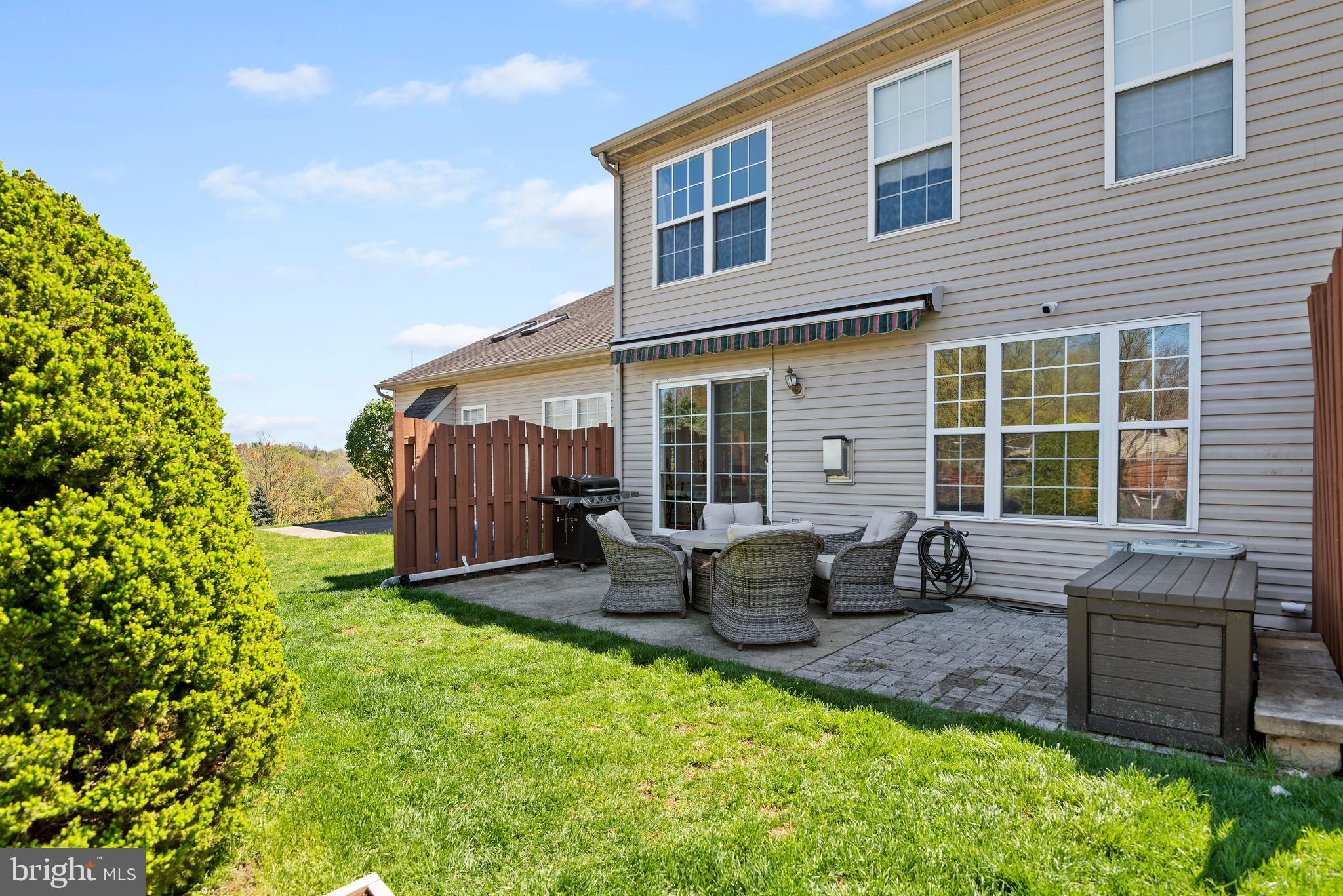 TOWNES AT CROSS CREEK - Residential