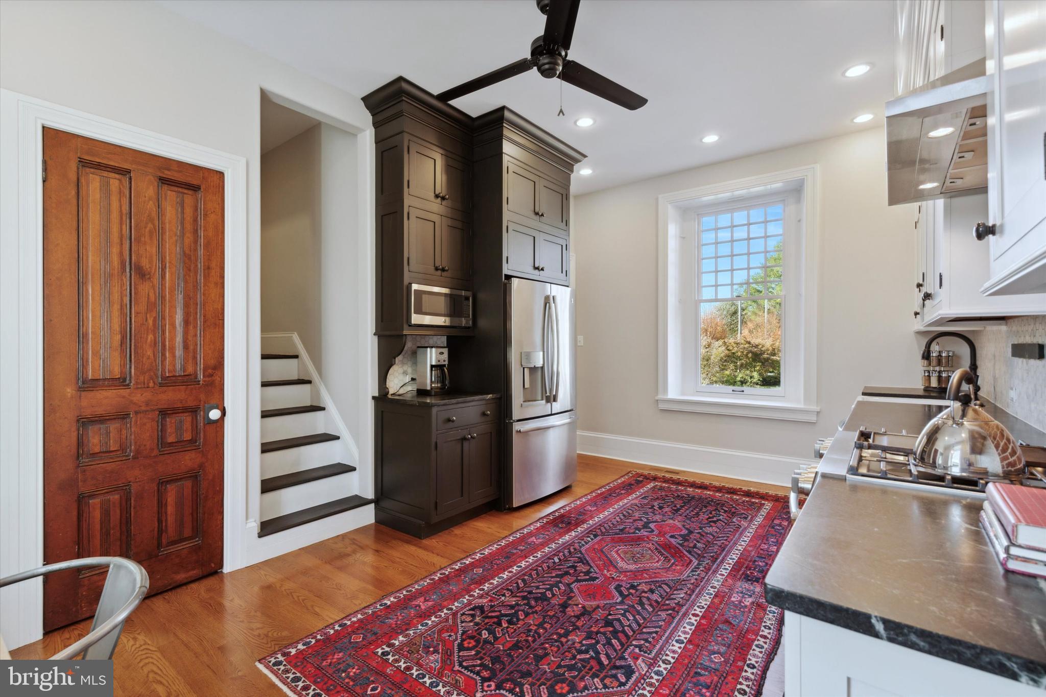 CHESTNUT HILL - Residential