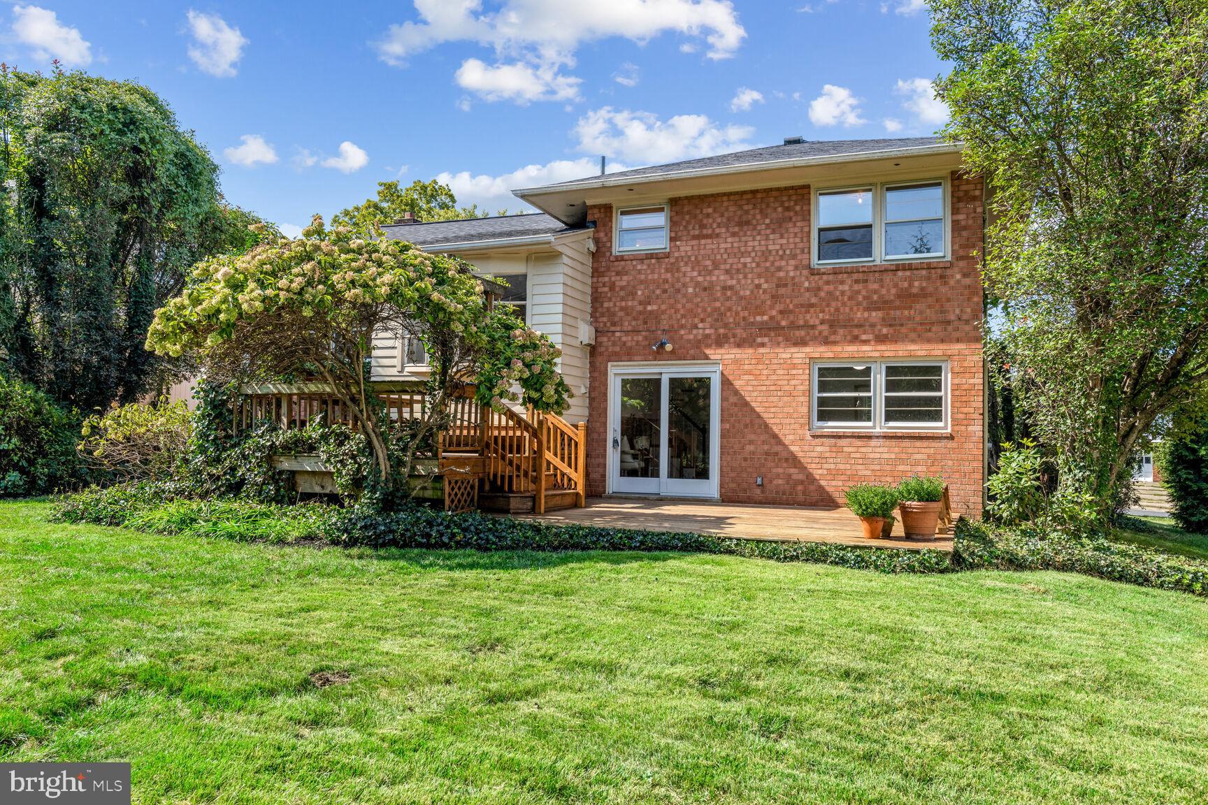 BRADMOOR - Residential