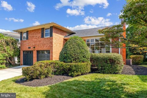 Photo of 8713 Bradmoor Drive, Bethesda, MD 20817 (MLS # MDMC2147360)