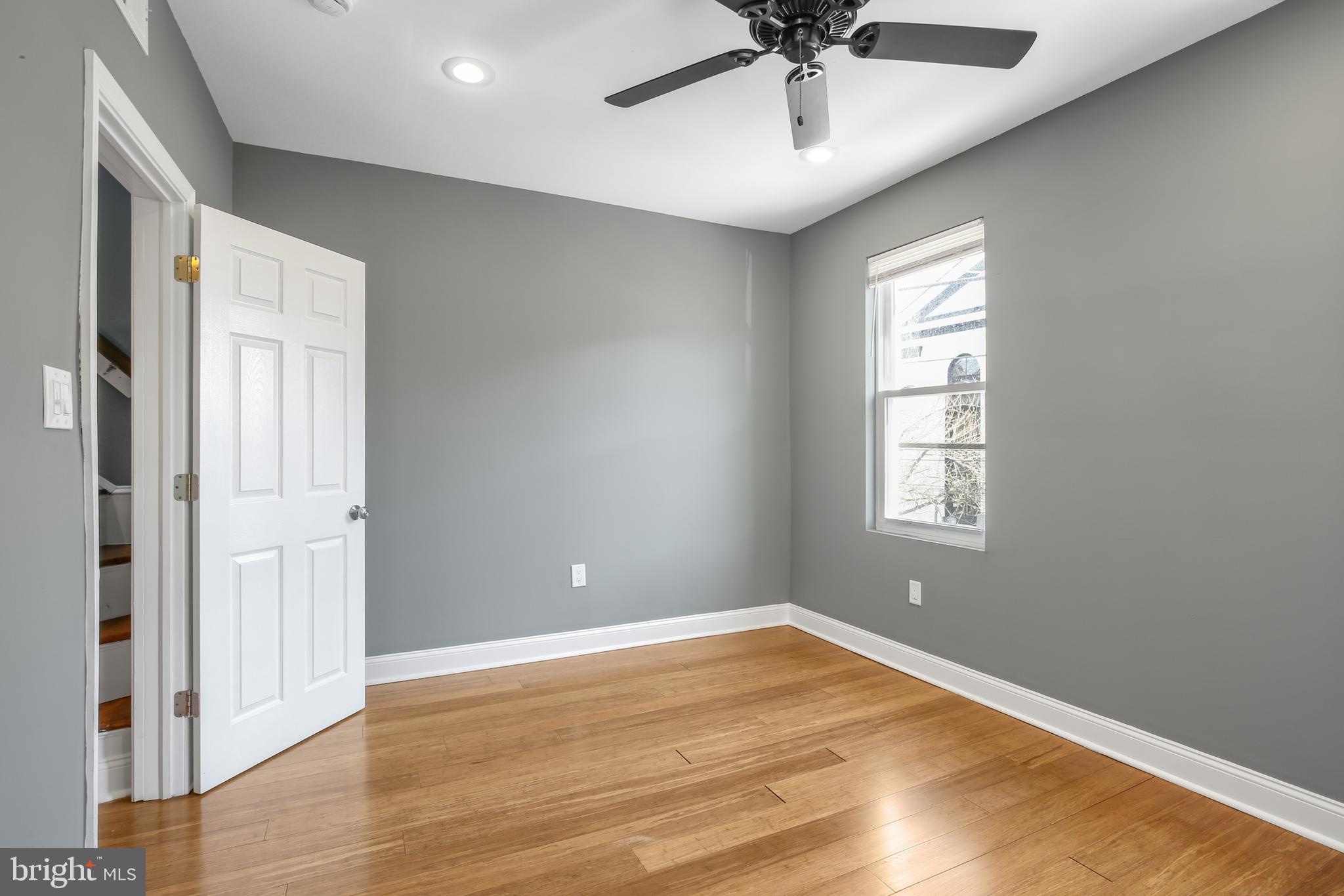 OLDE KENSINGTON - Residential Lease