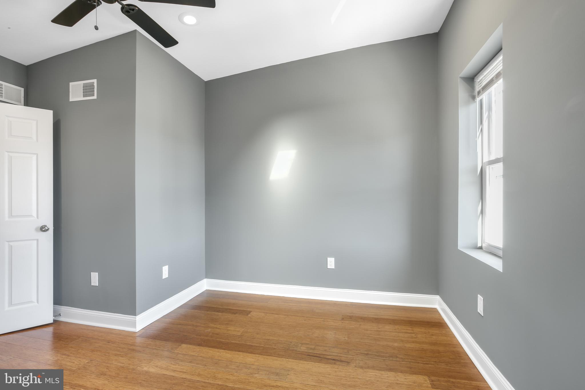 OLDE KENSINGTON - Residential Lease