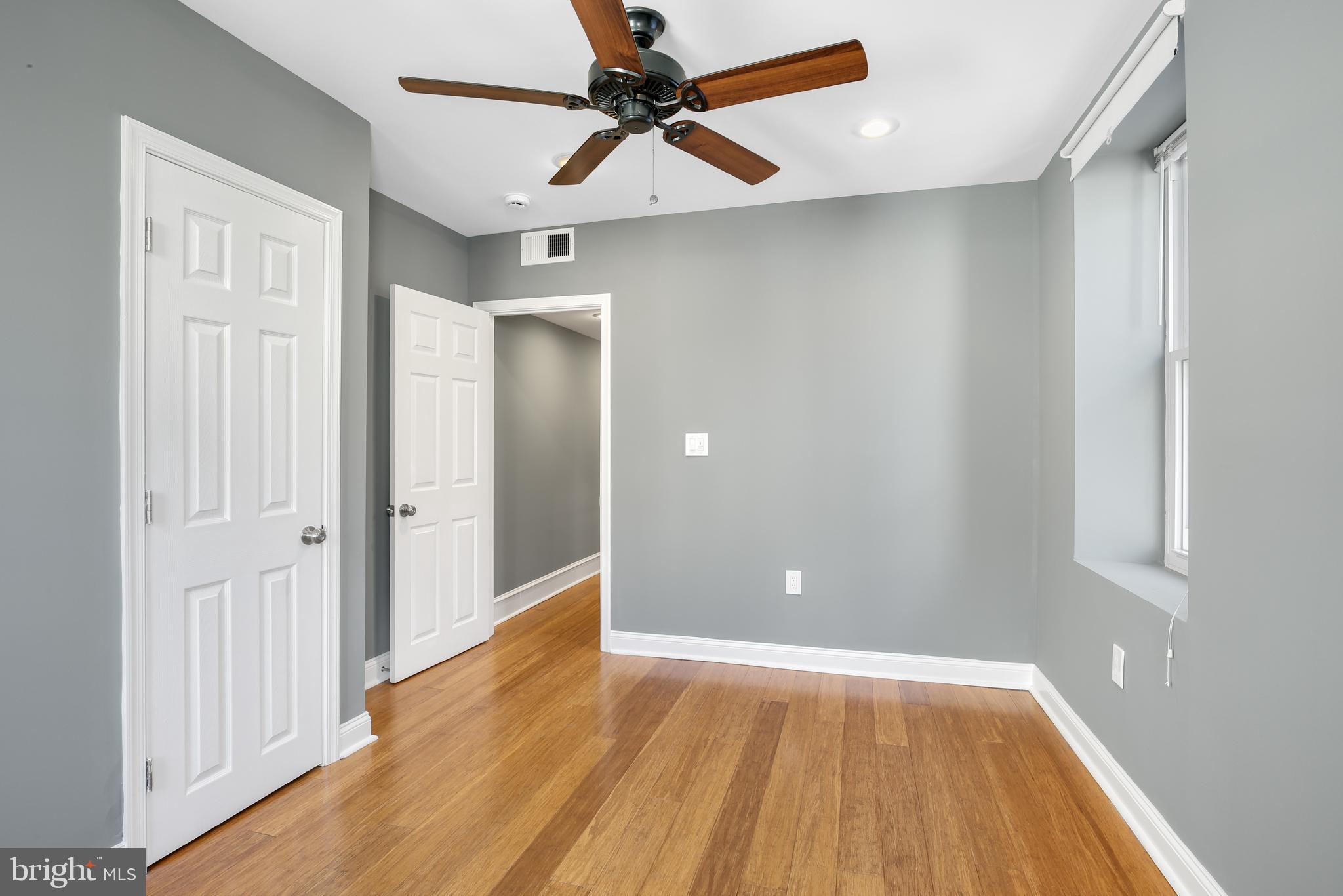 OLDE KENSINGTON - Residential Lease