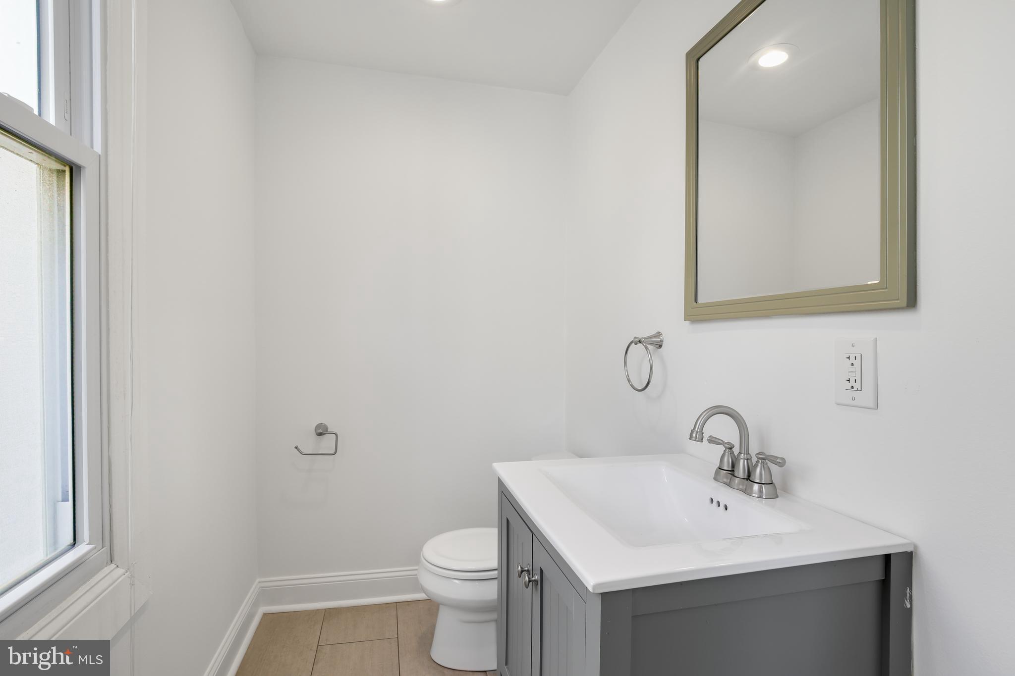 OLDE KENSINGTON - Residential Lease