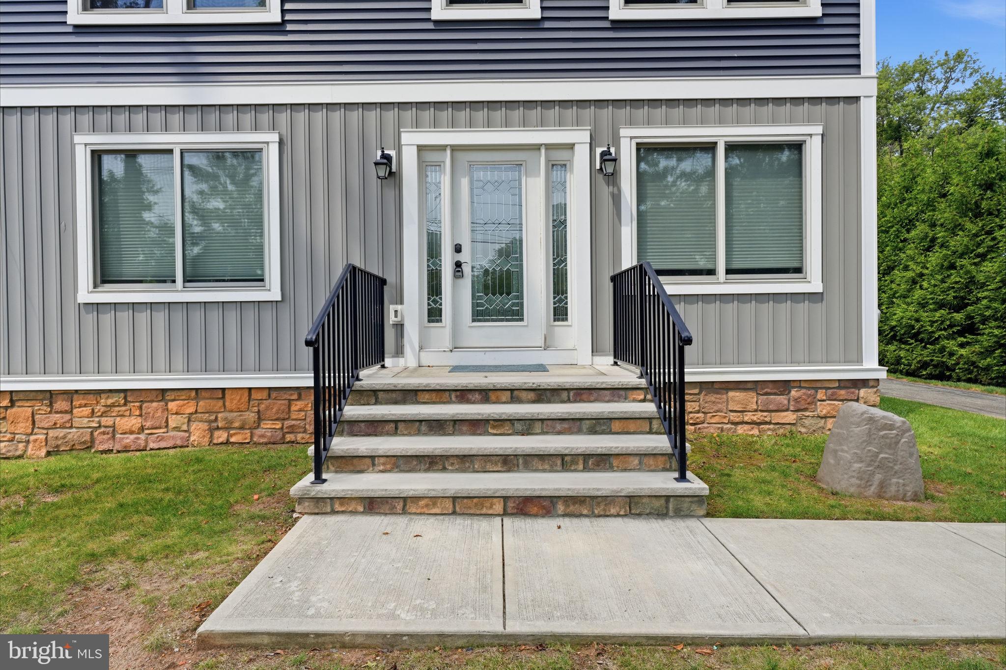 1633 REED ROAD